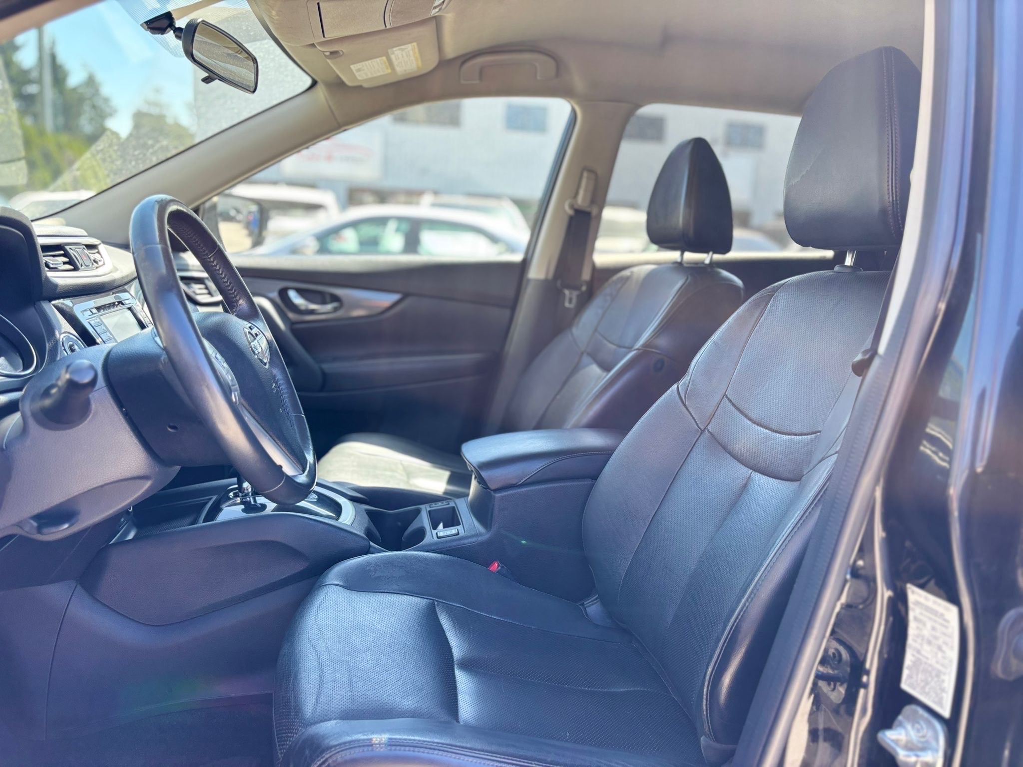 /canwestautoinc/2014-Nissan-Rogue-7339996566222411.jpg