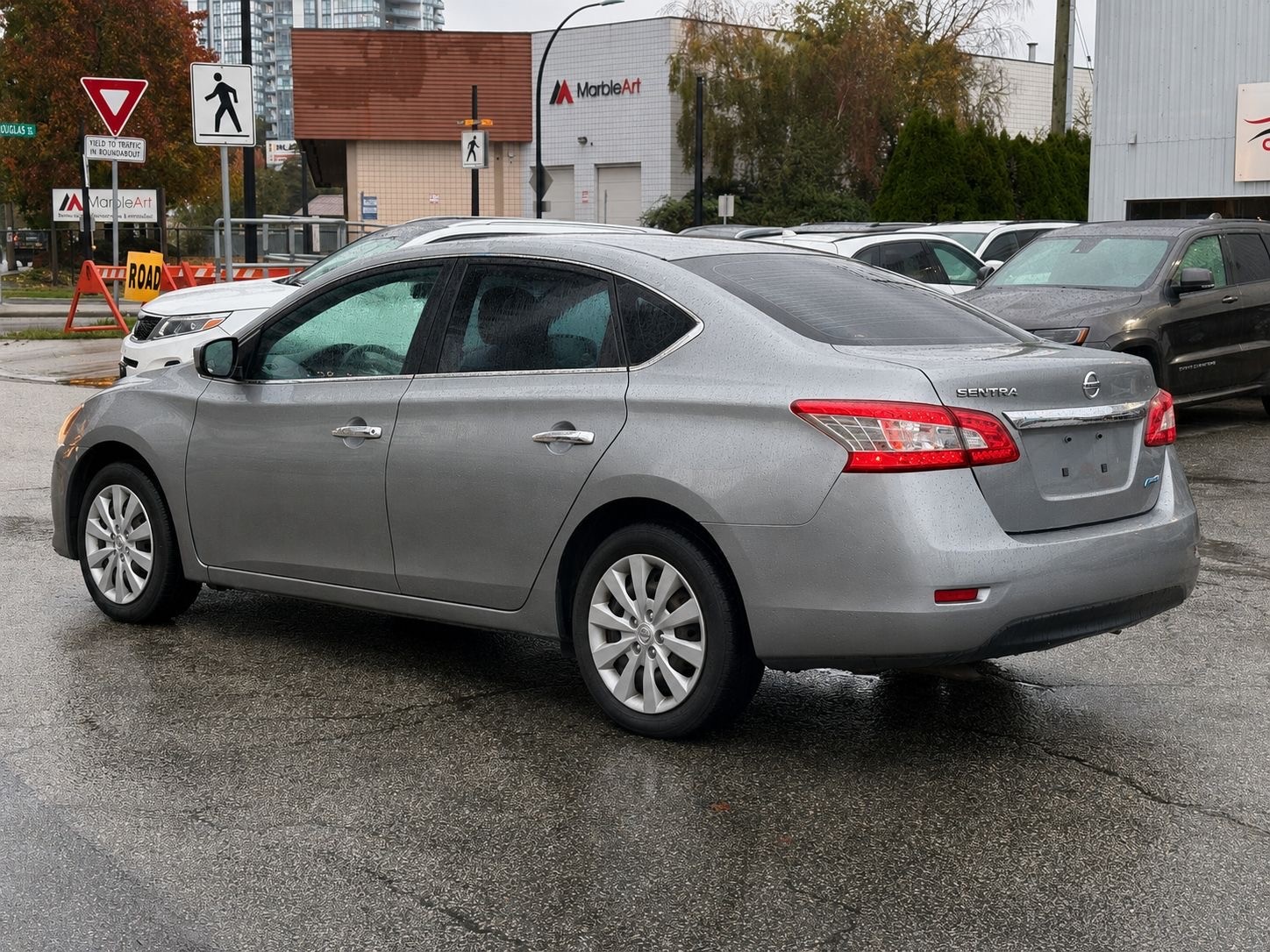 /canwestautoinc/2014-Nissan-Sentra-2904136967608848.jpg