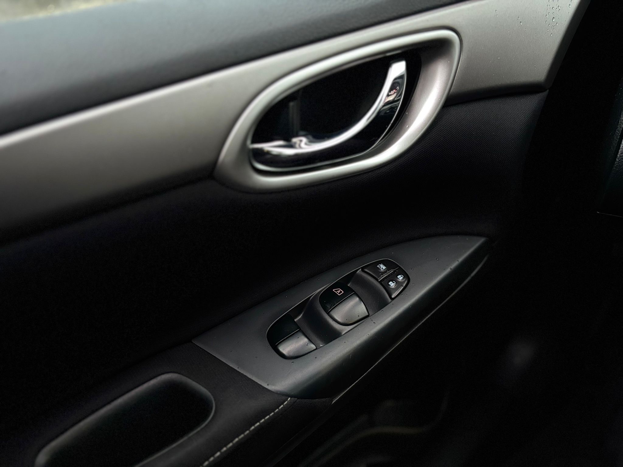 /canwestautoinc/2014-Nissan-Sentra-43351465777944154.jpg