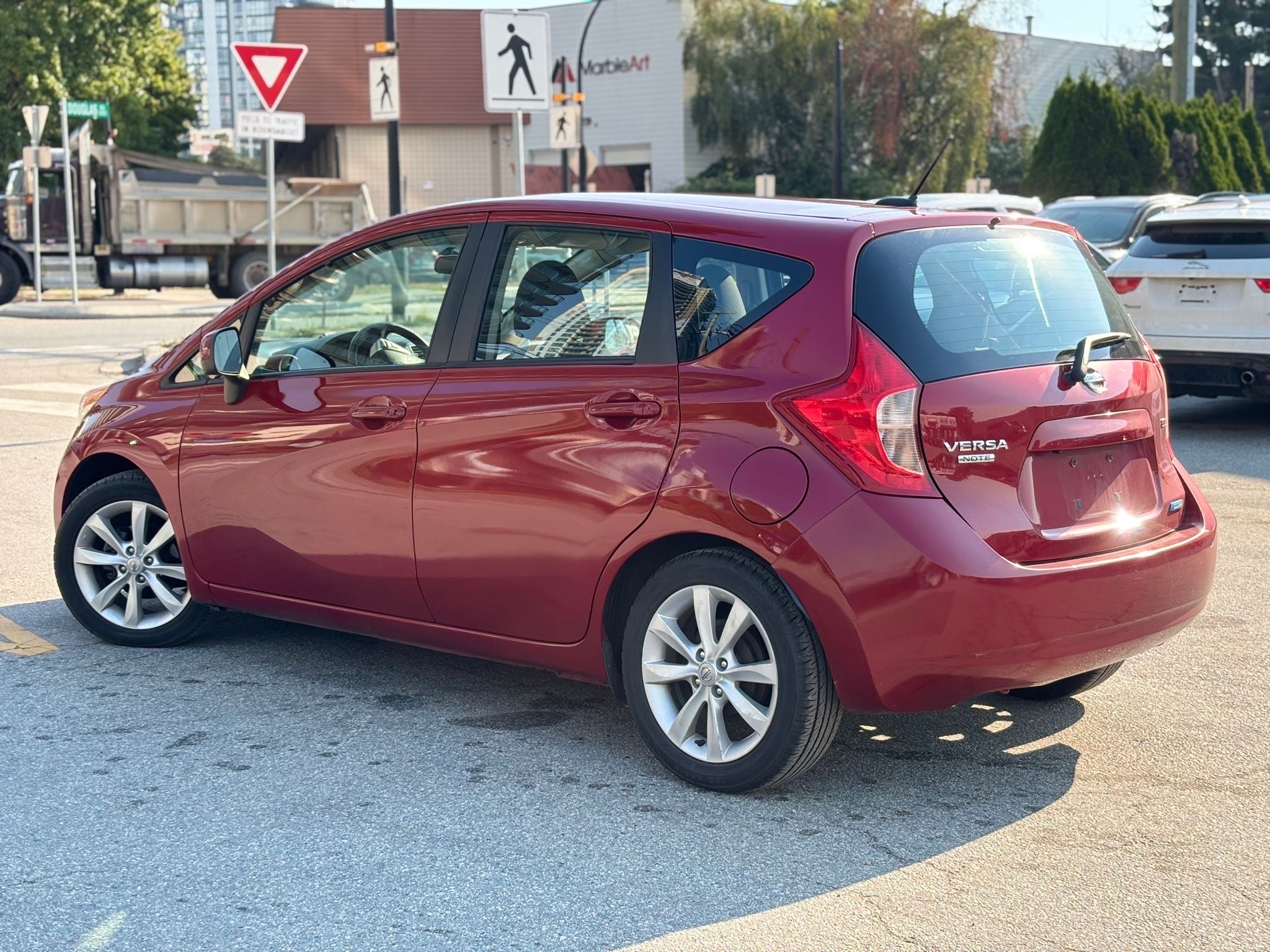 /canwestautoinc/2014-Nissan-VersaNote-33690491698761593.jpg