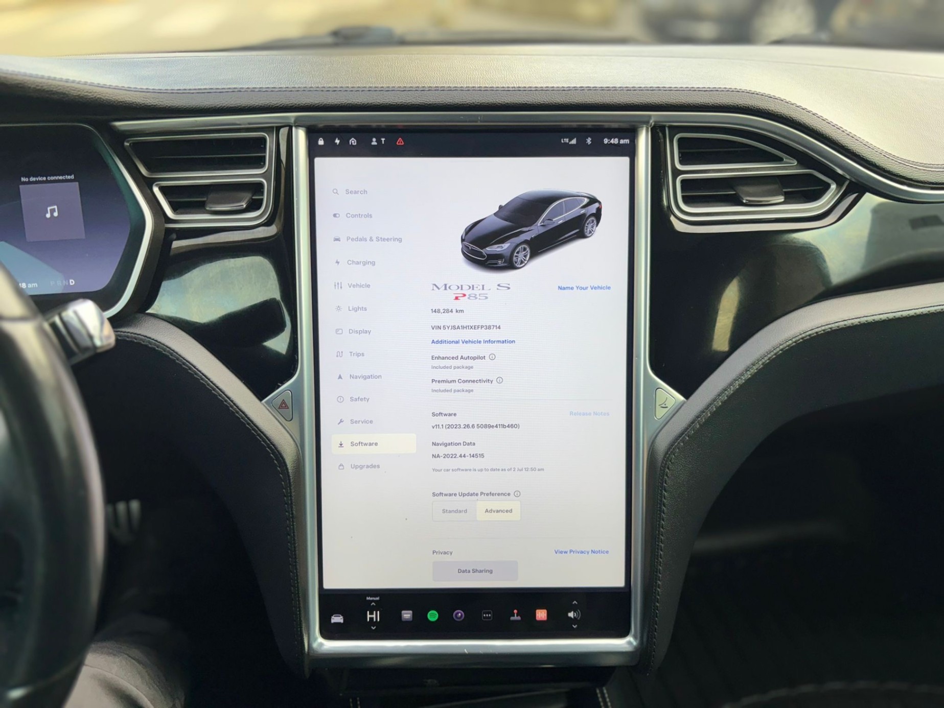 /canwestautoinc/2014-Tesla-ModelS-011854156840956032.jpg