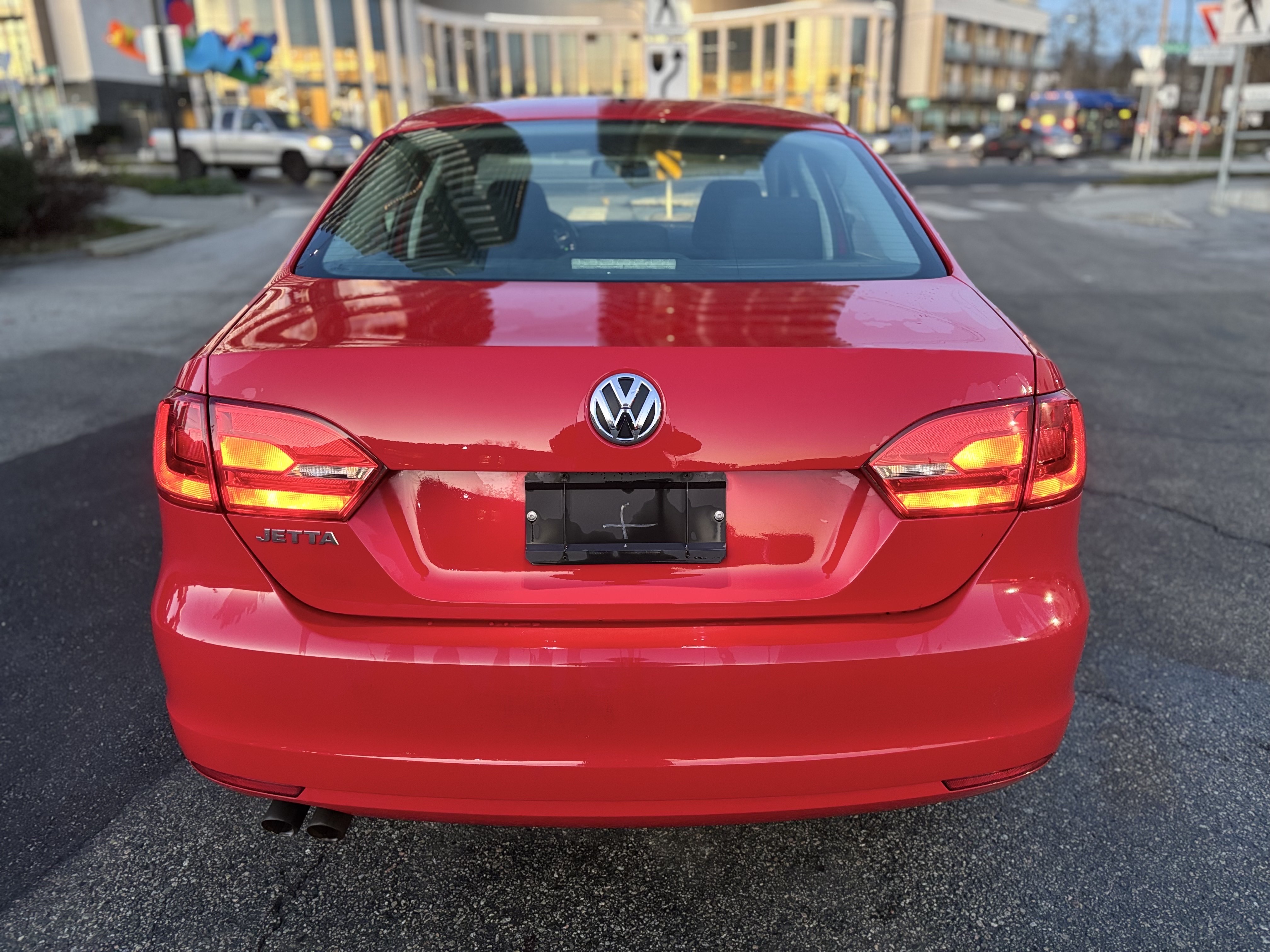 /canwestautoinc/2014-Volkswagen-Jetta-7934058986738437.jpg