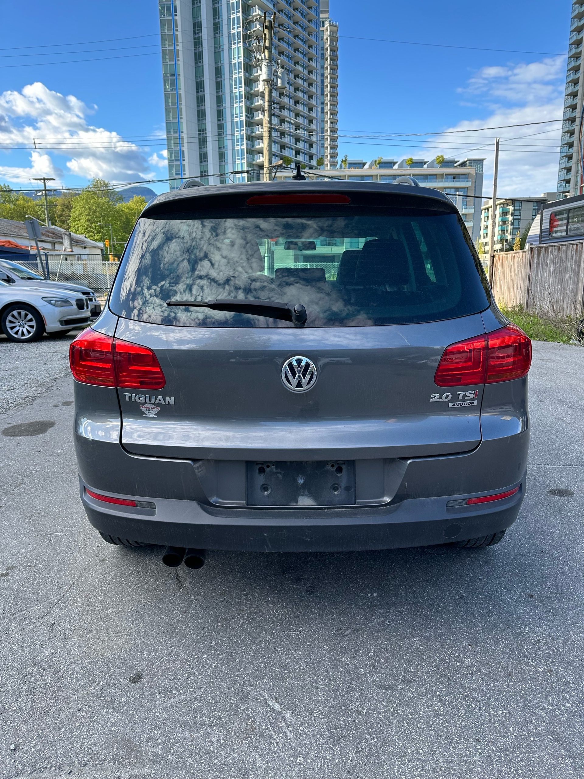 /canwestautoinc/2014-Volkswagen-Tiguan-23413335218877185.jpg