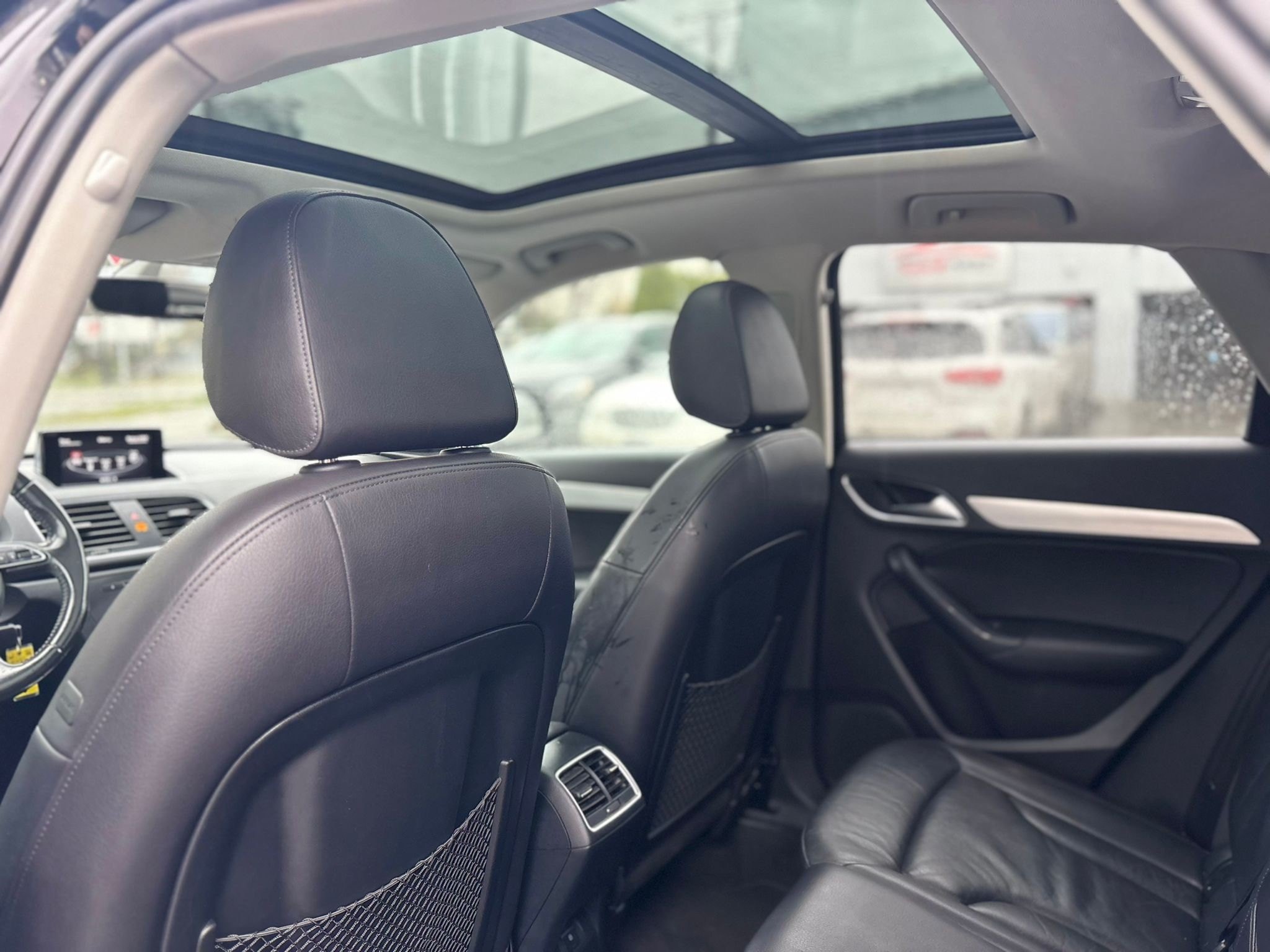 /canwestautoinc/2015-Audi-Q3-42945492004287034.jpg