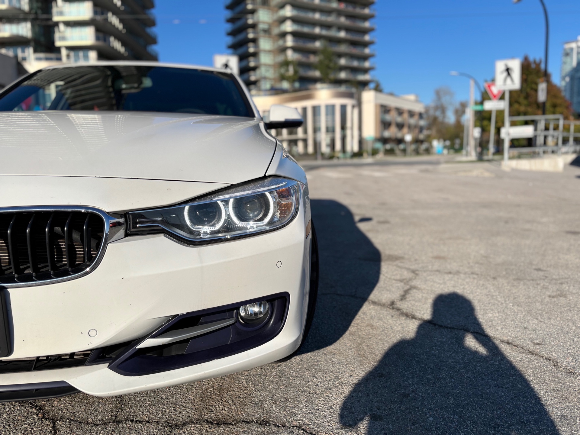 /canwestautoinc/2015-BMW-3Series-01632603854228365.jpg