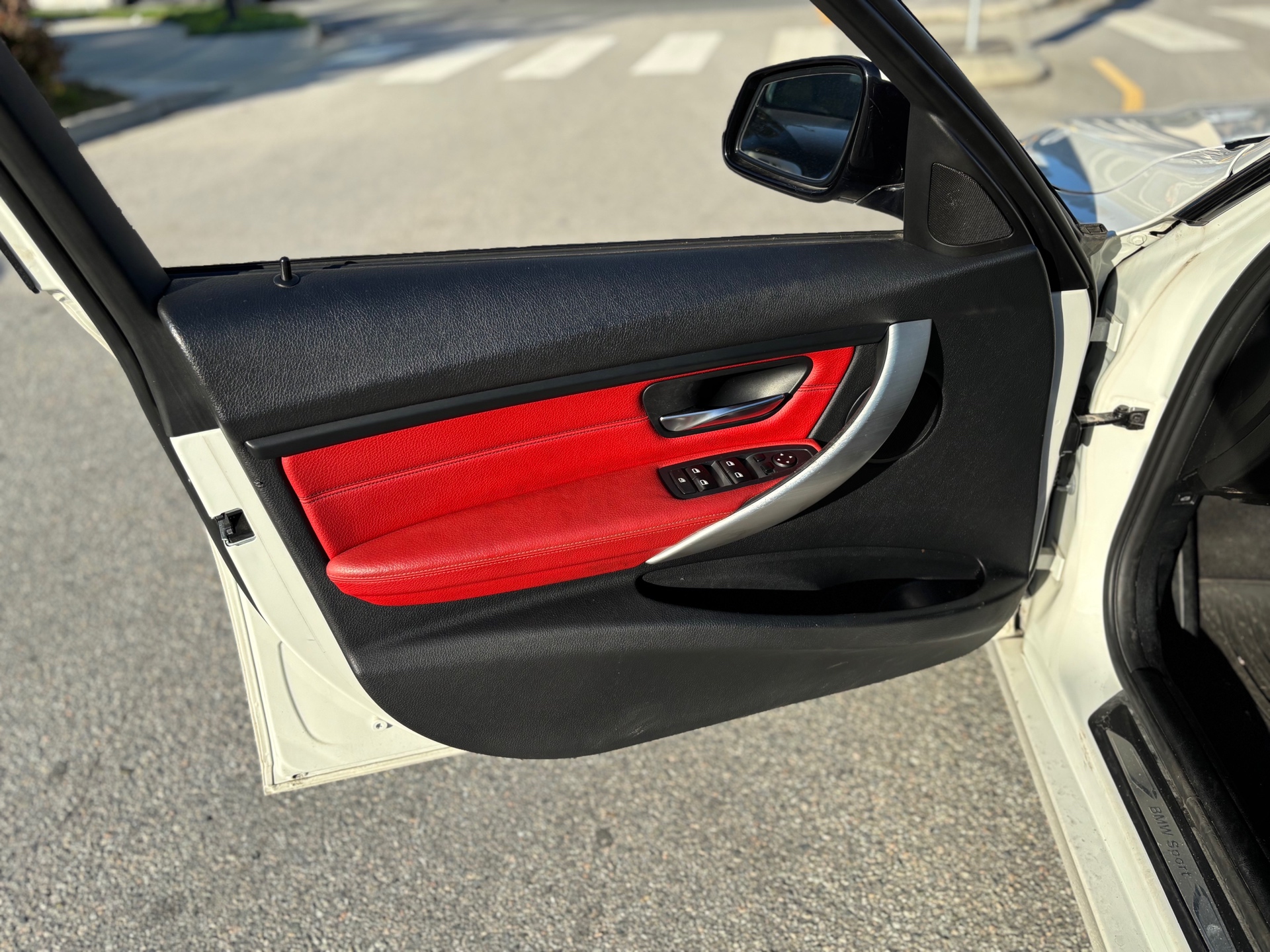 /canwestautoinc/2015-BMW-3Series-6479007203986231.jpg