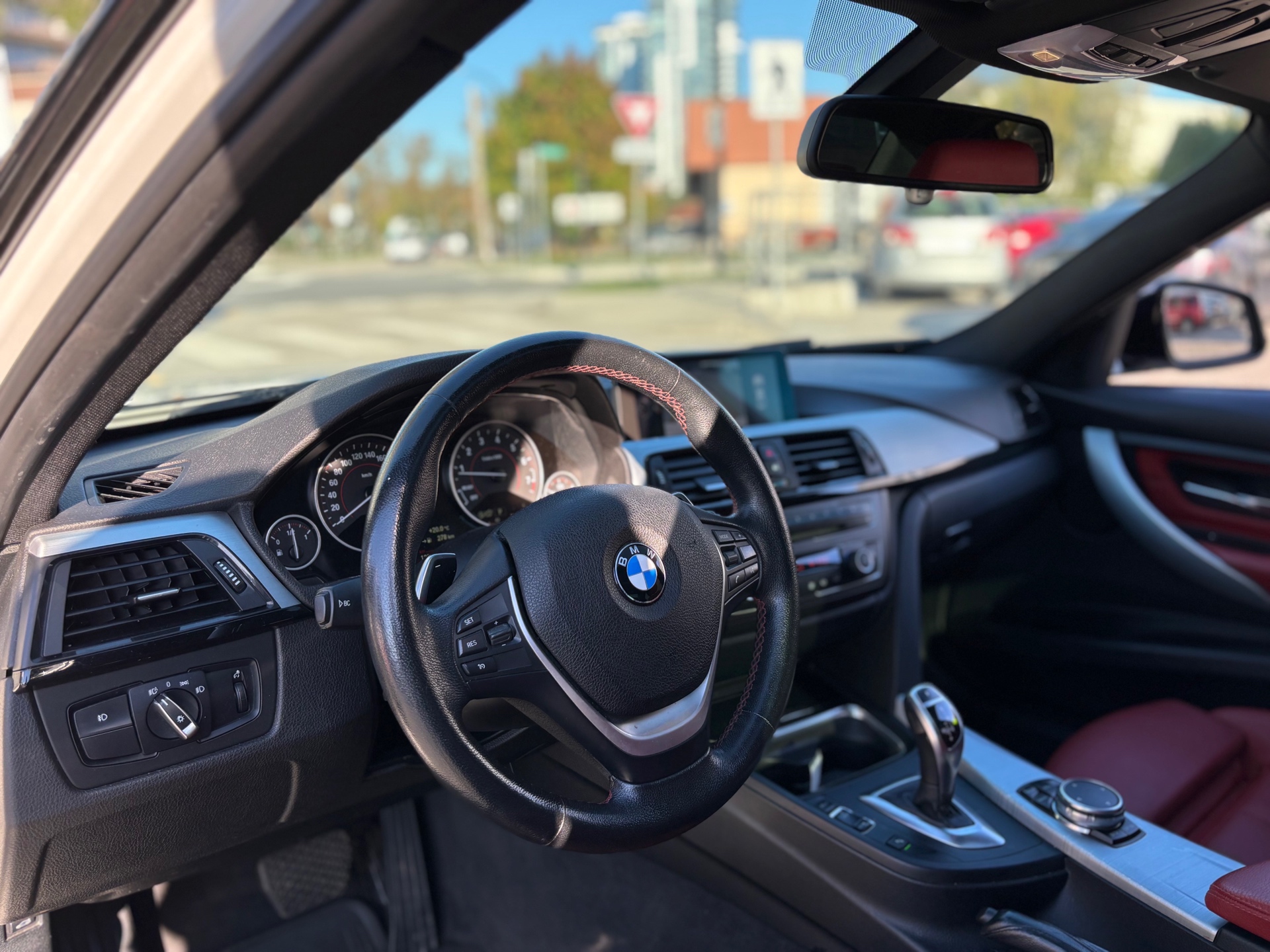 /canwestautoinc/2015-BMW-3Series-8108416808747188.jpg