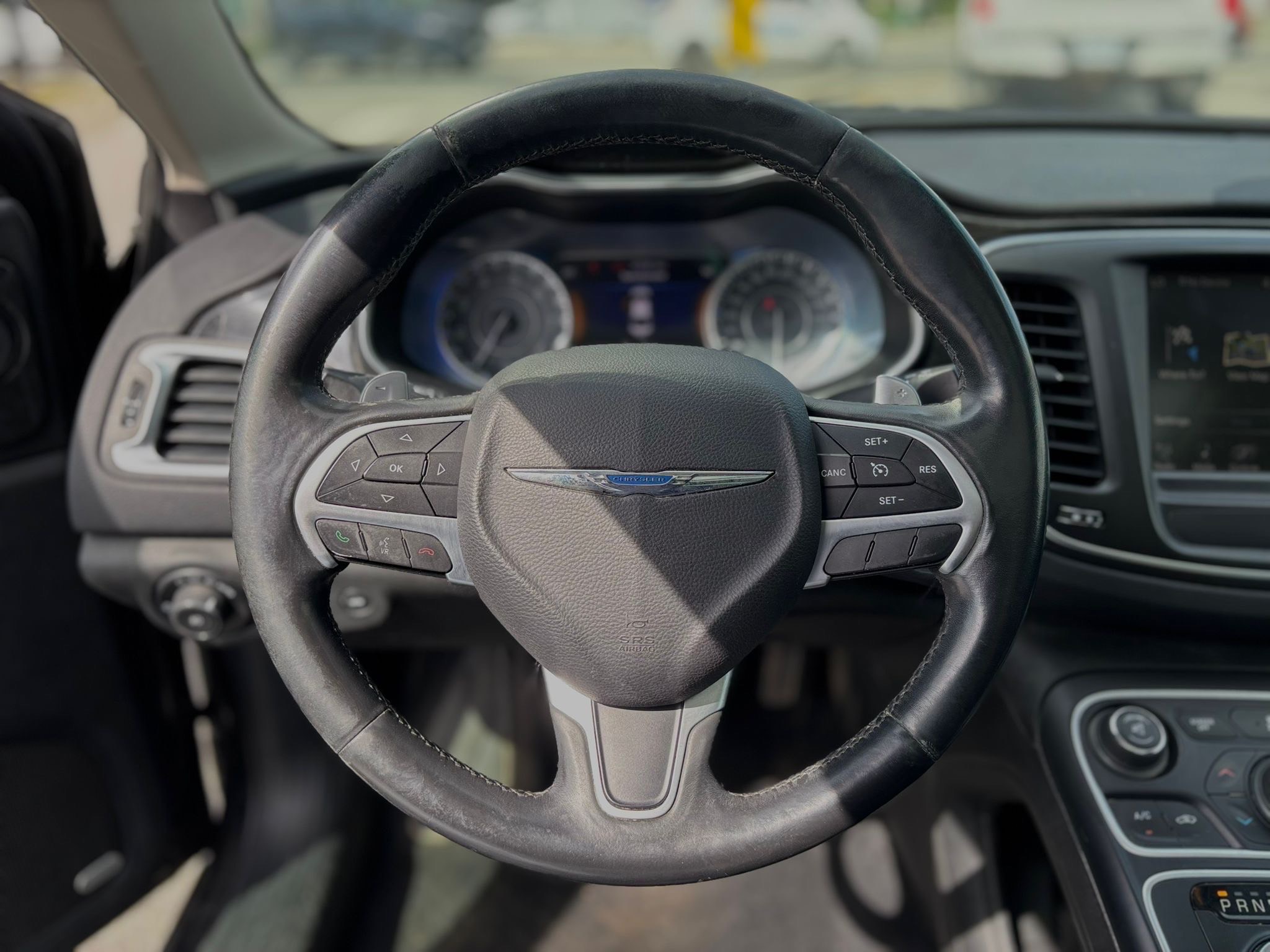 /canwestautoinc/2015-Chrysler-200-499811703184891.jpg