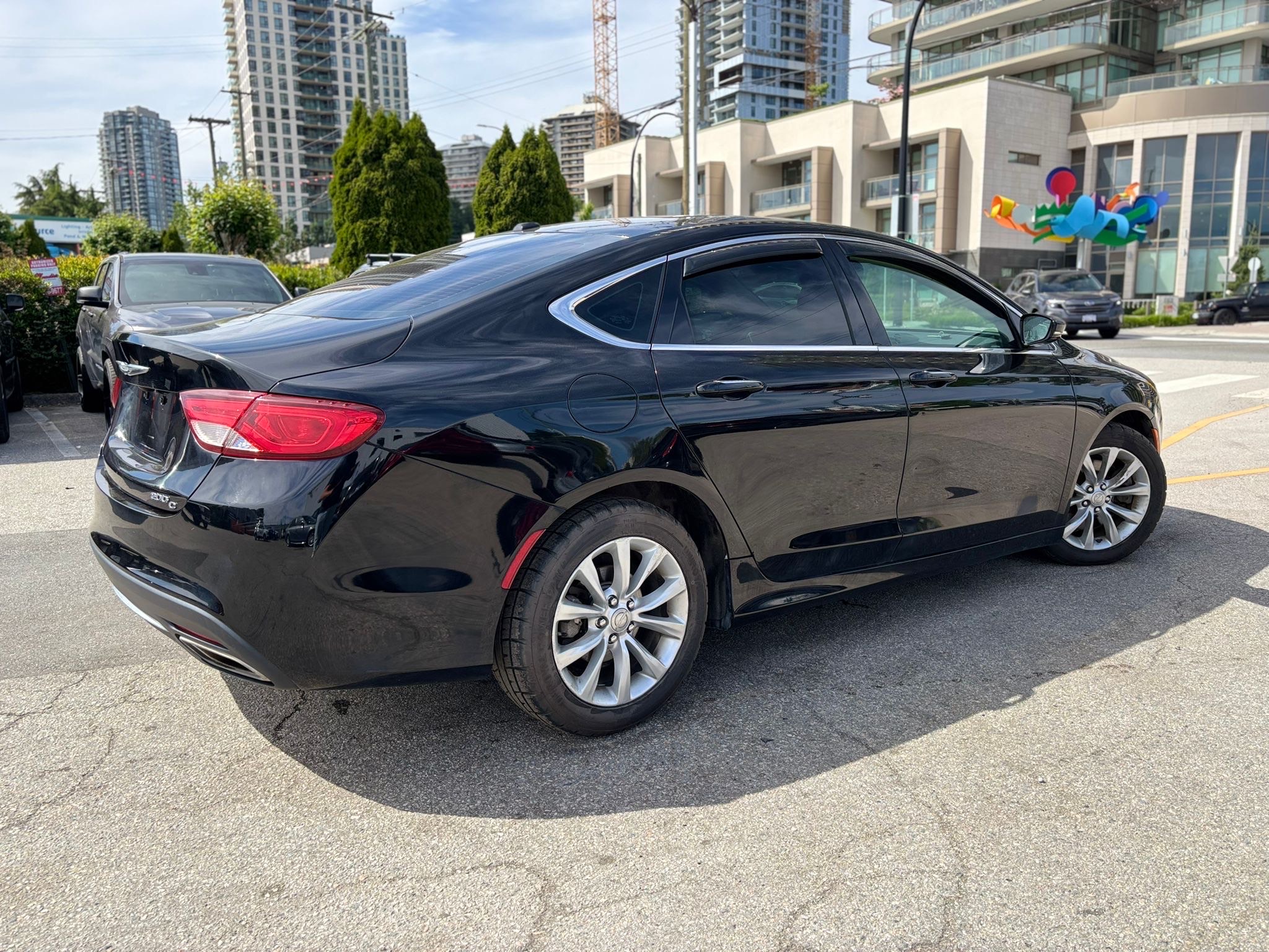 /canwestautoinc/2015-Chrysler-200-707480763508717.jpg