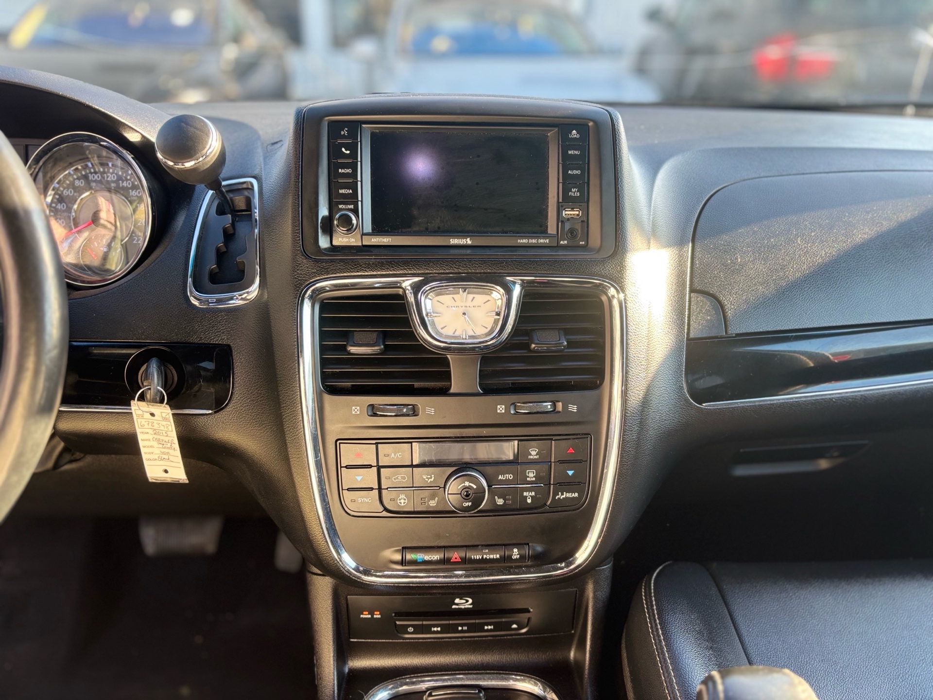 /canwestautoinc/2015-Chrysler-Town&-6903647824573933.jpg