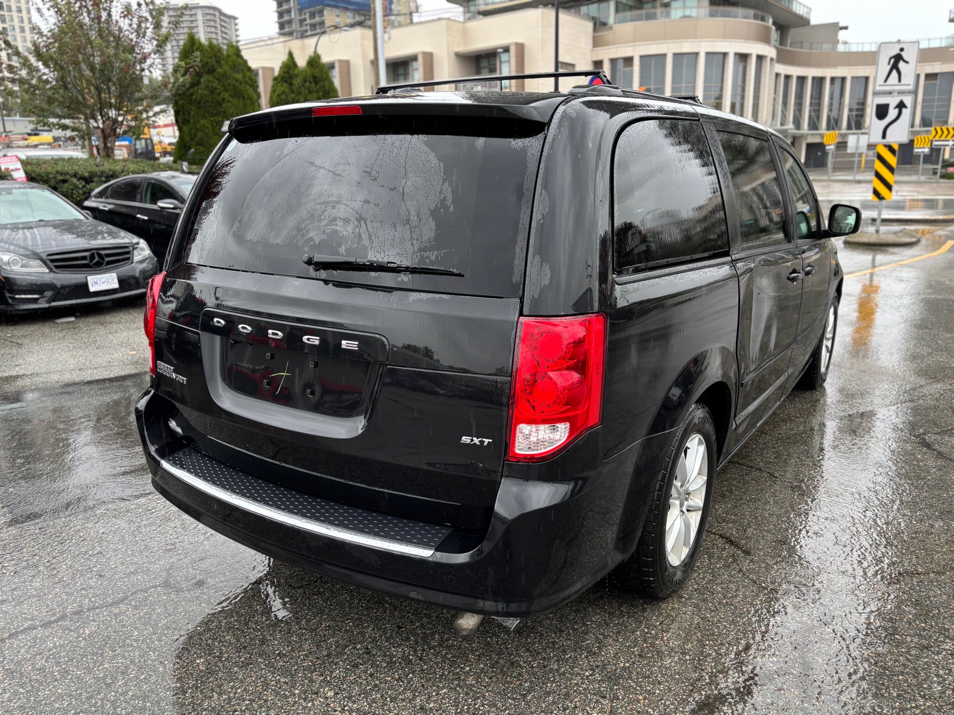 /canwestautoinc/2015-Dodge-GrandCara-4572812886048263.jpg