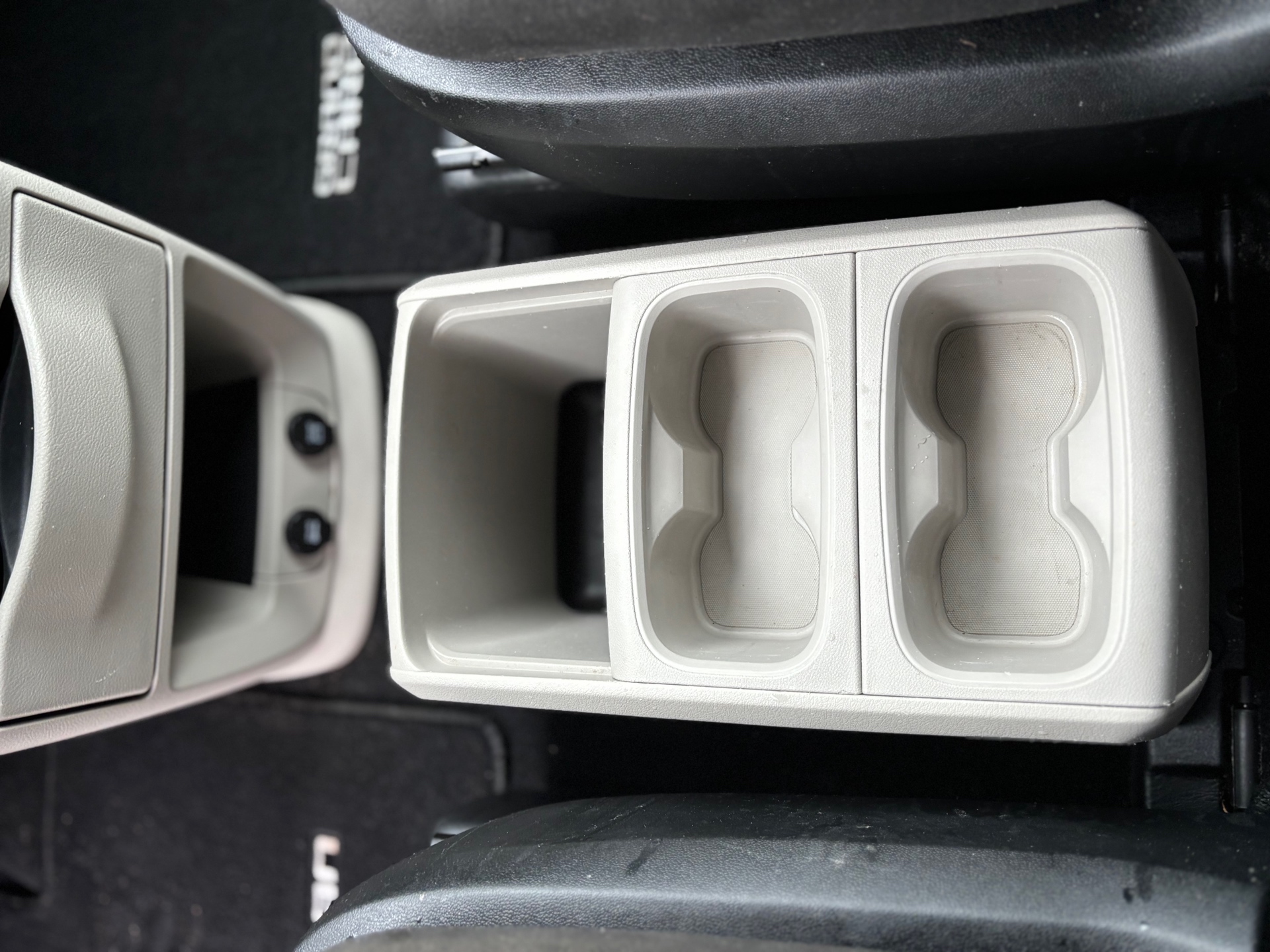 /canwestautoinc/2015-Dodge-GrandCara-4798664842591458.jpg