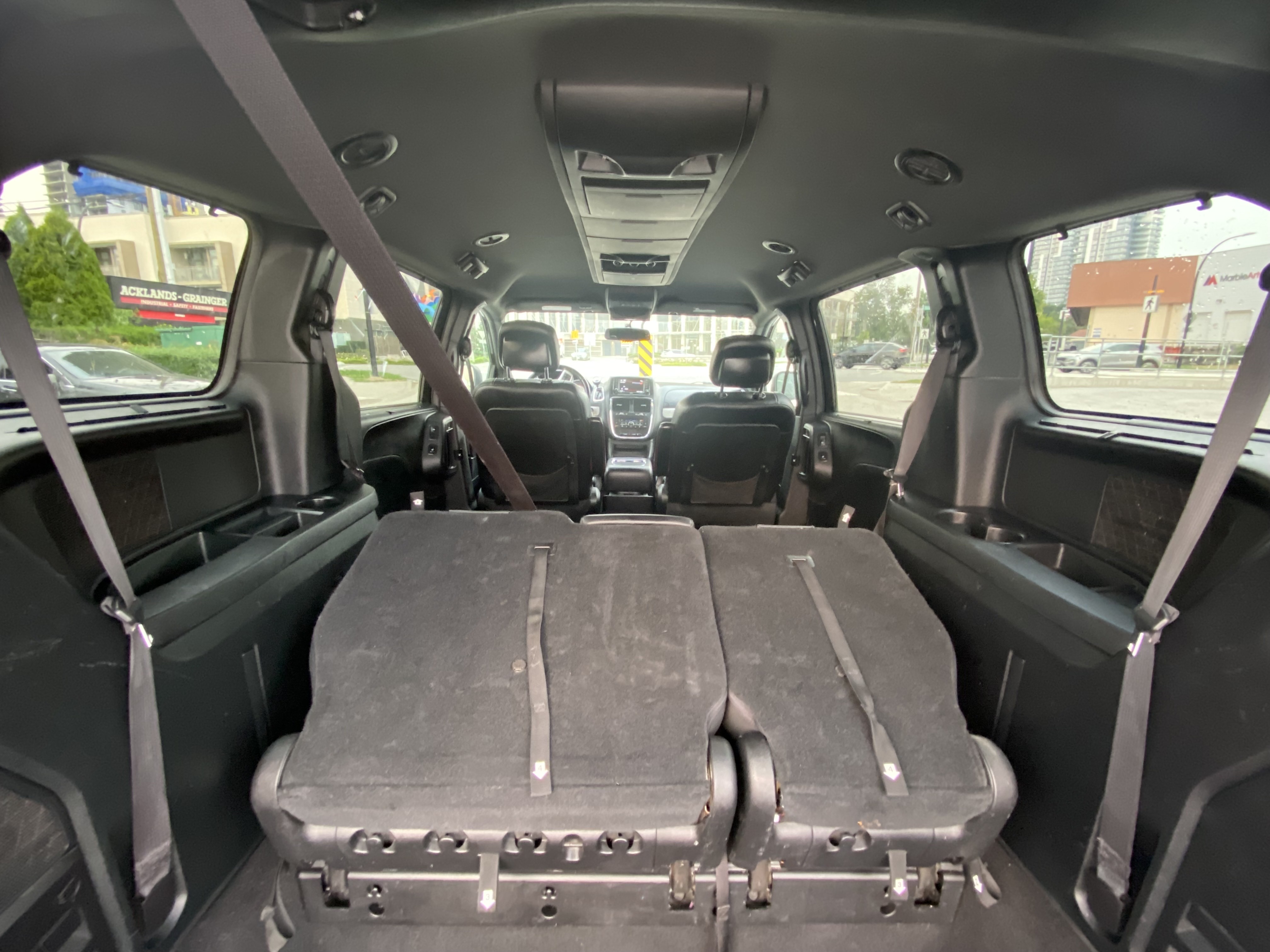 /canwestautoinc/2015-Dodge-GrandCaravan-3186690043200615.jpg