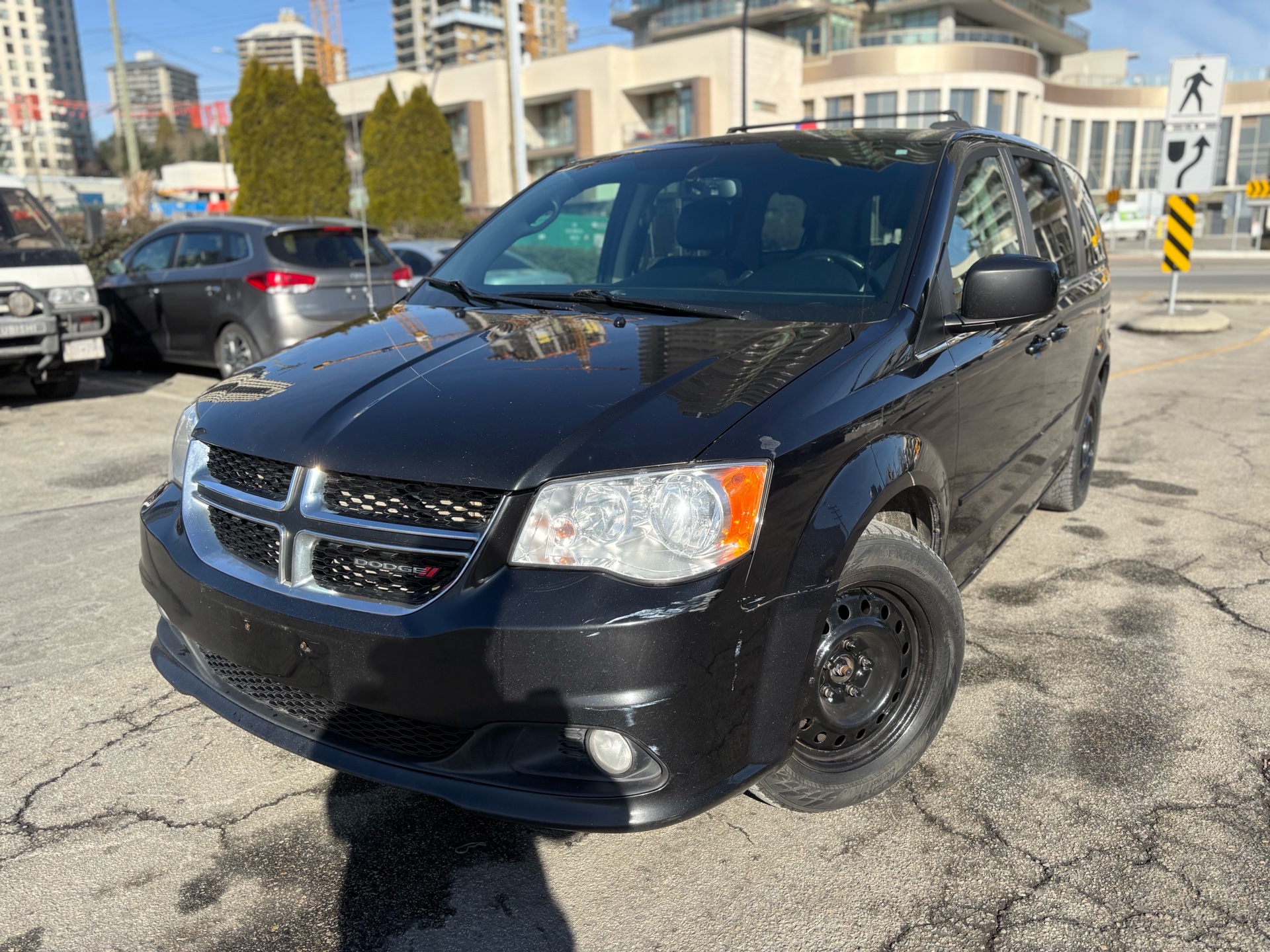 /canwestautoinc/2015-Dodge-GrandCaravan-4682829039213703.jpg
