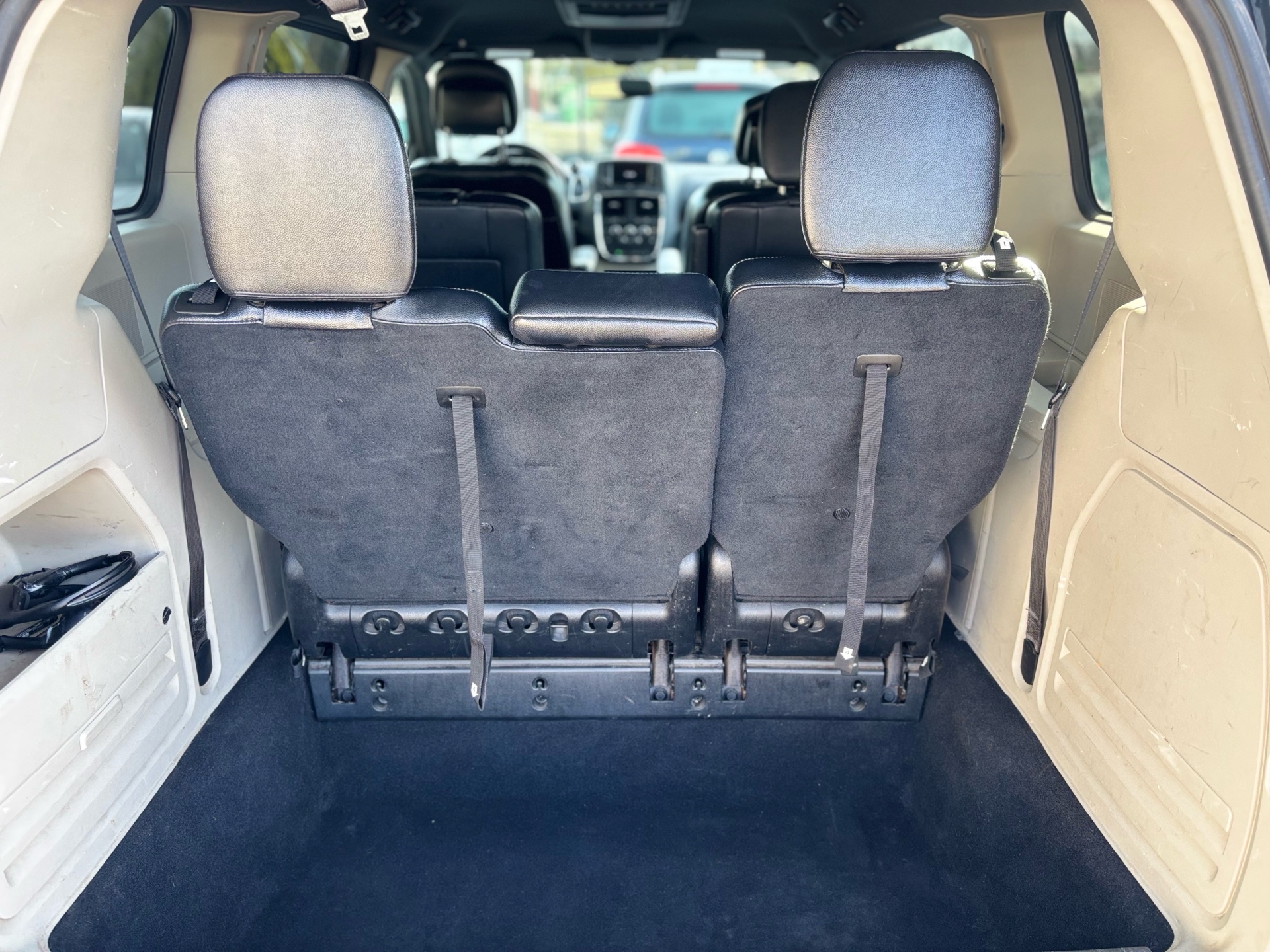 /canwestautoinc/2015-Dodge-GrandCaravan-6306069277686466.jpg