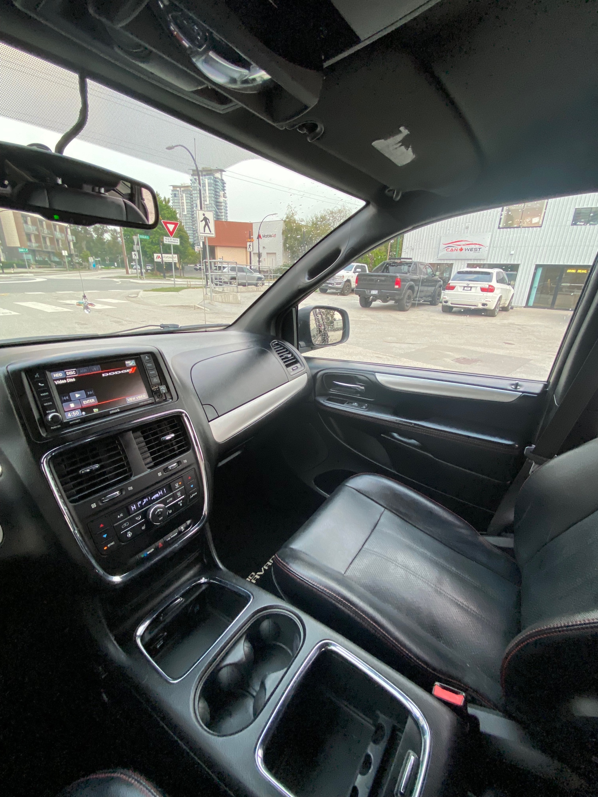 /canwestautoinc/2015-Dodge-GrandCaravan-6546179570607868.jpg