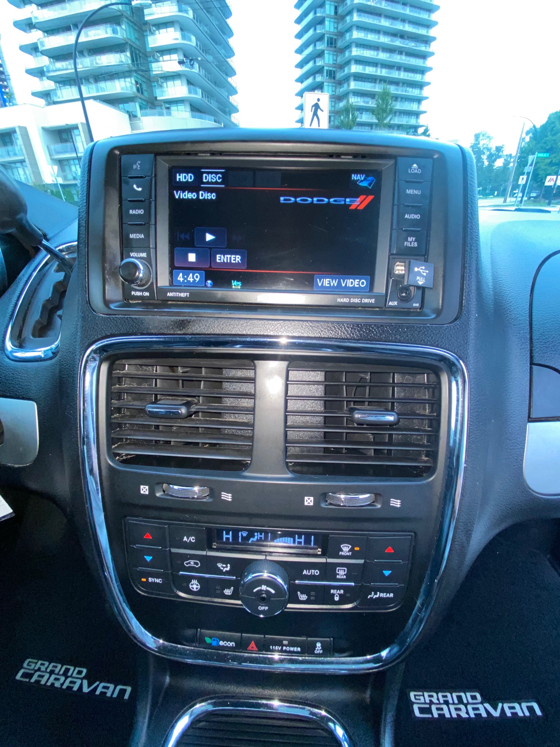 /canwestautoinc/2015-Dodge-GrandCaravan-780031427618721.jpg