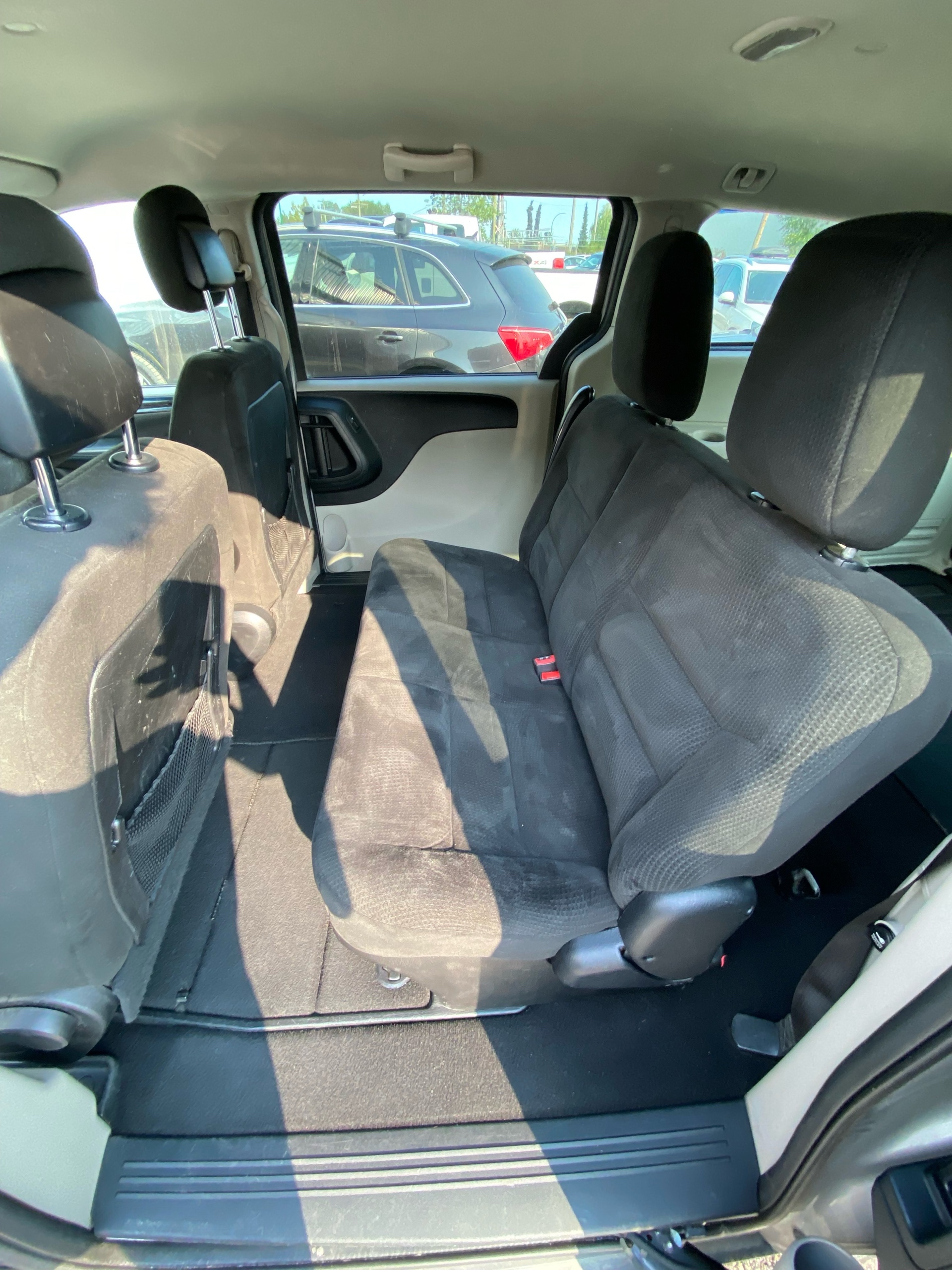 /canwestautoinc/2015-Dodge-GrandCaravan-9871501346649223.jpg