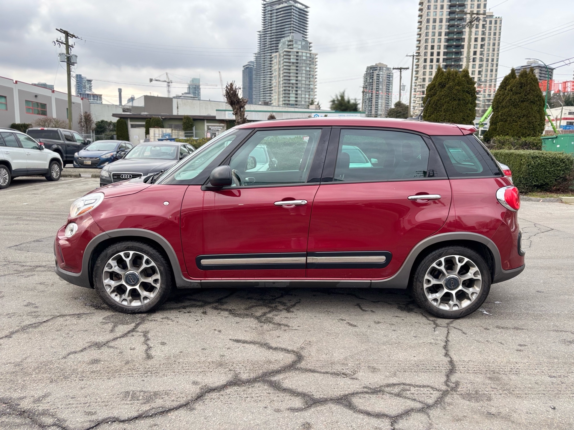 /canwestautoinc/2015-FIAT-500L-3260148031270875.jpg