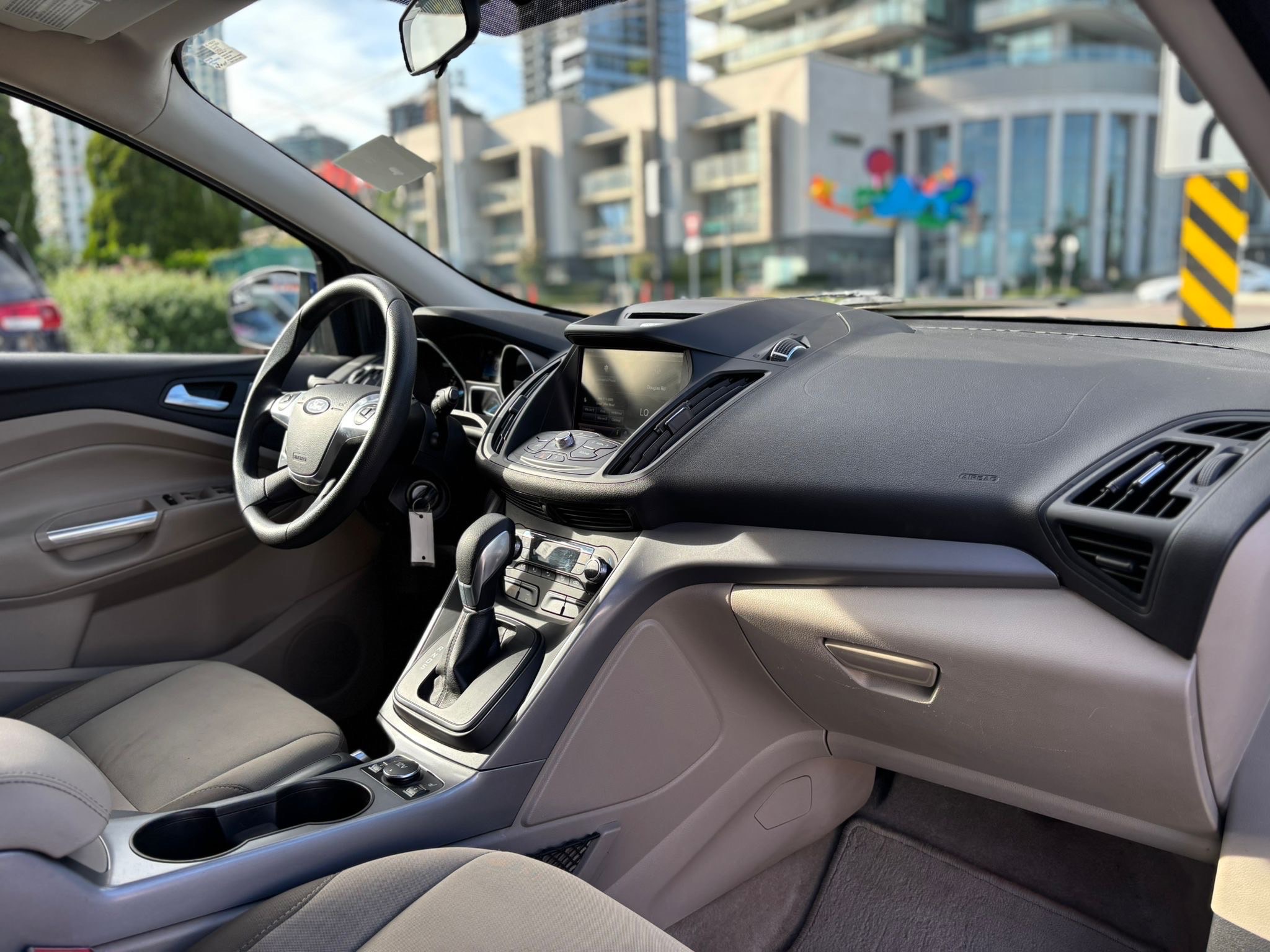 /canwestautoinc/2015-Ford-Escape-06969477250888856.jpg