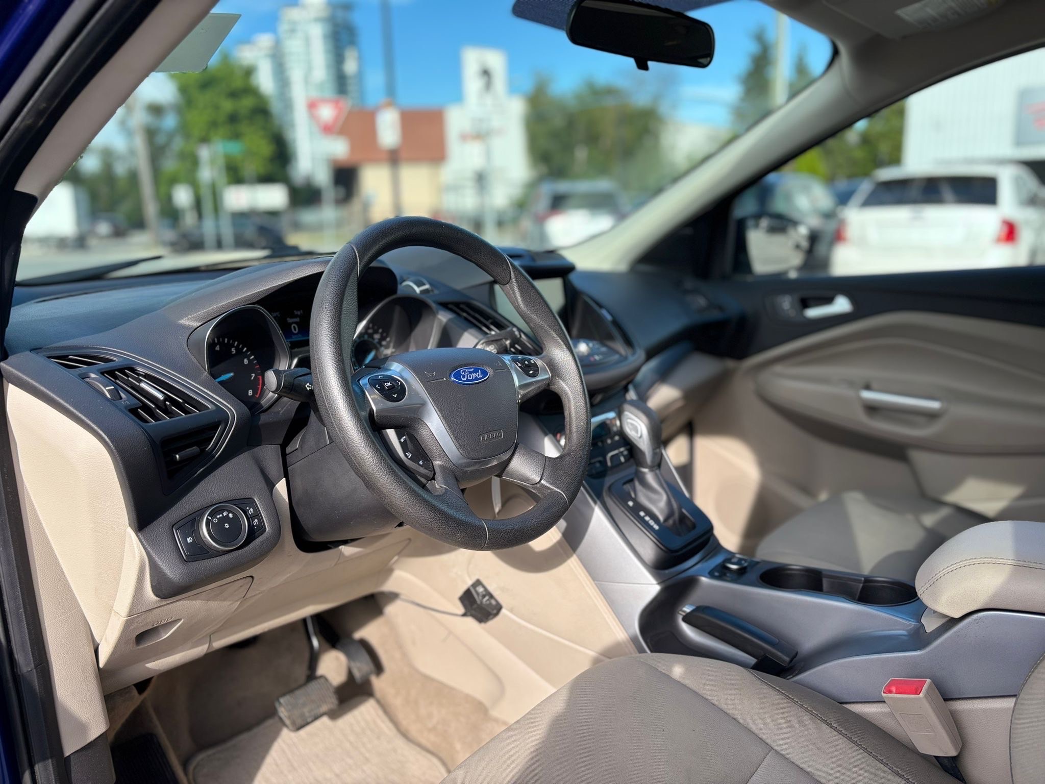/canwestautoinc/2015-Ford-Escape-40386572004590193.jpg