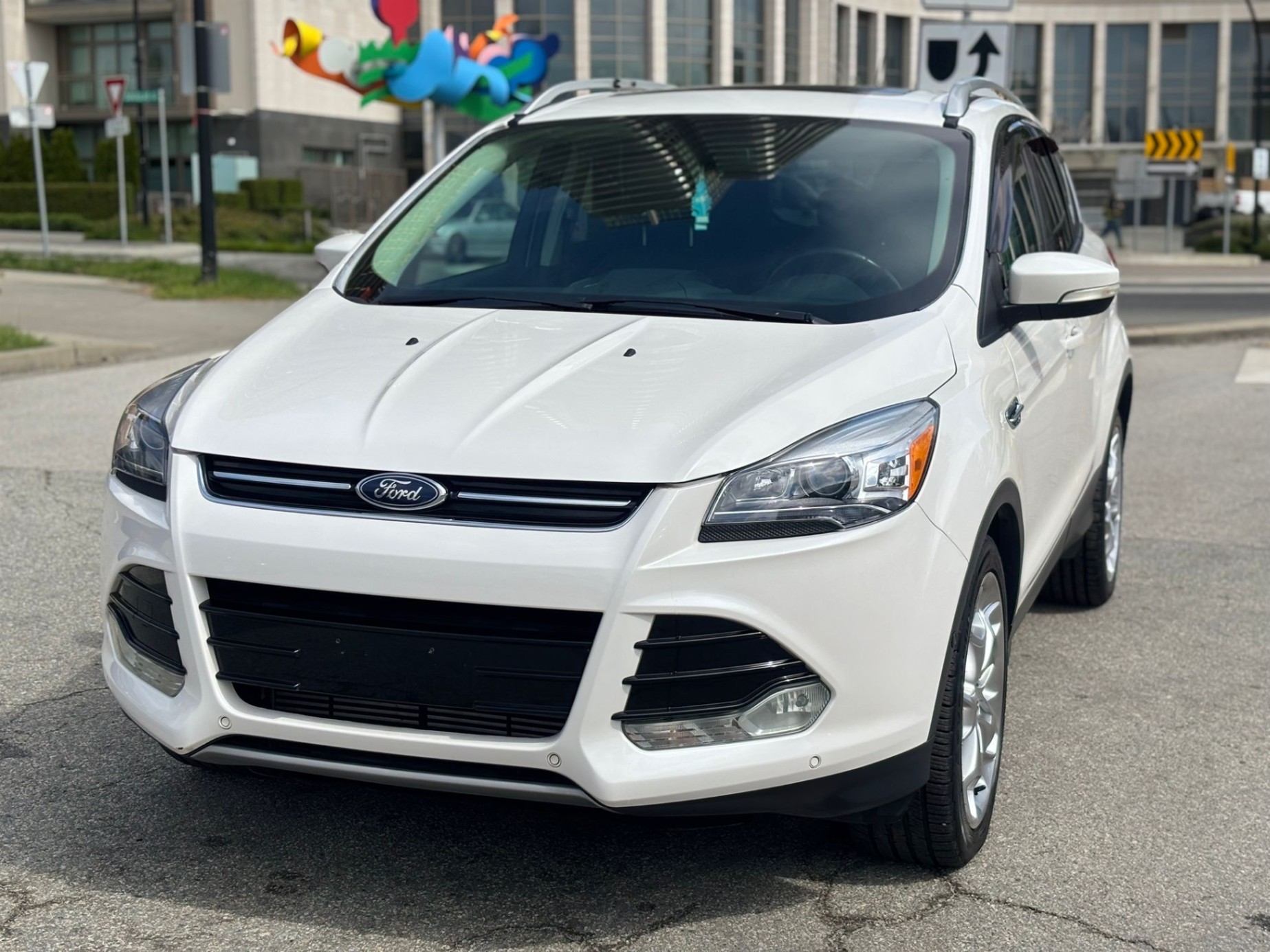 /canwestautoinc/2015-Ford-Escape-46163756350856877.jpg