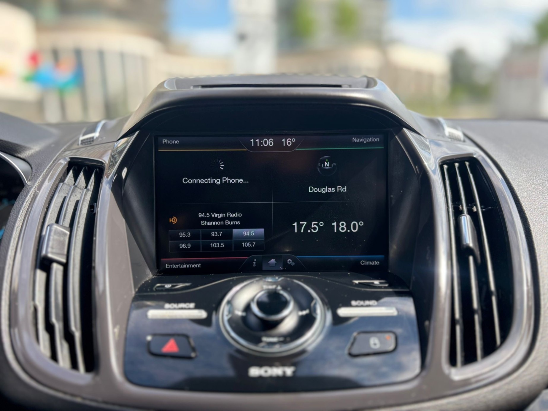 /canwestautoinc/2015-Ford-Escape-47610240116855396.jpg