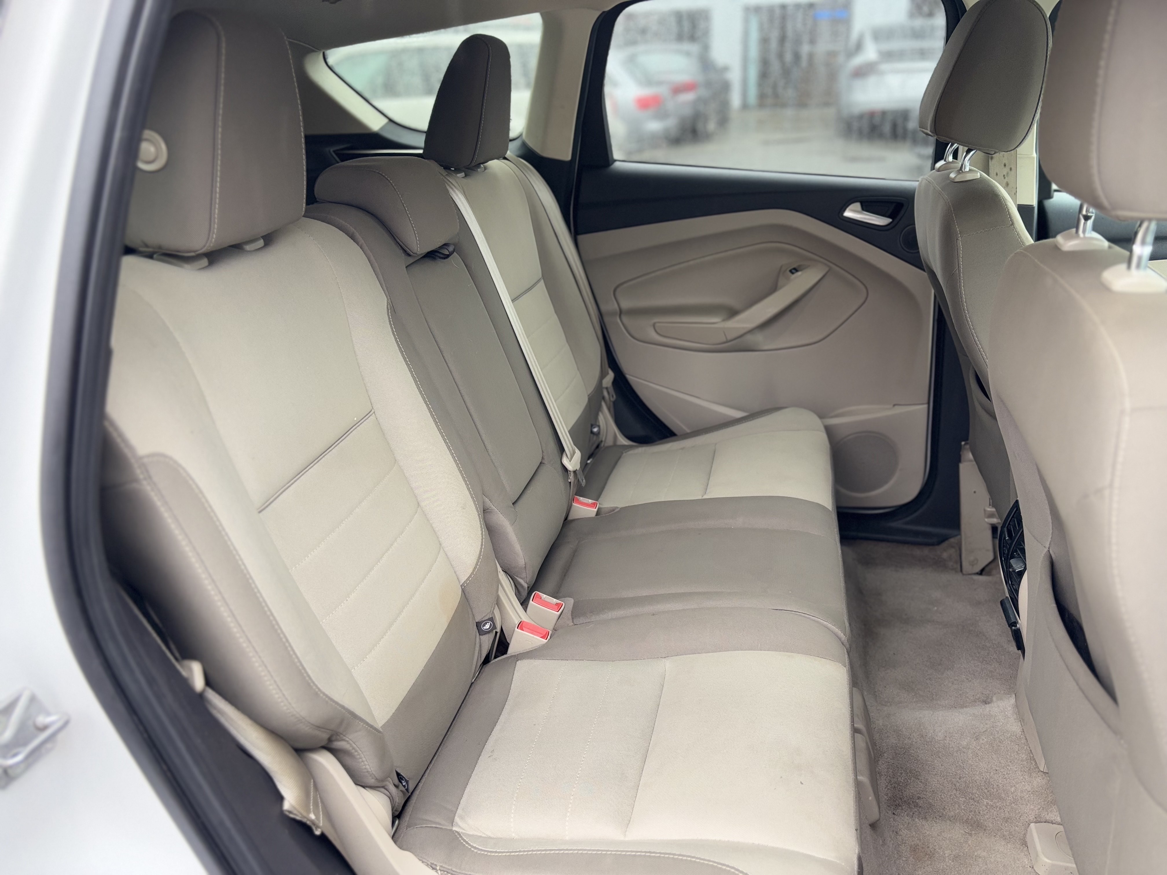 /canwestautoinc/2015-Ford-Escape-5930214904617015.jpg