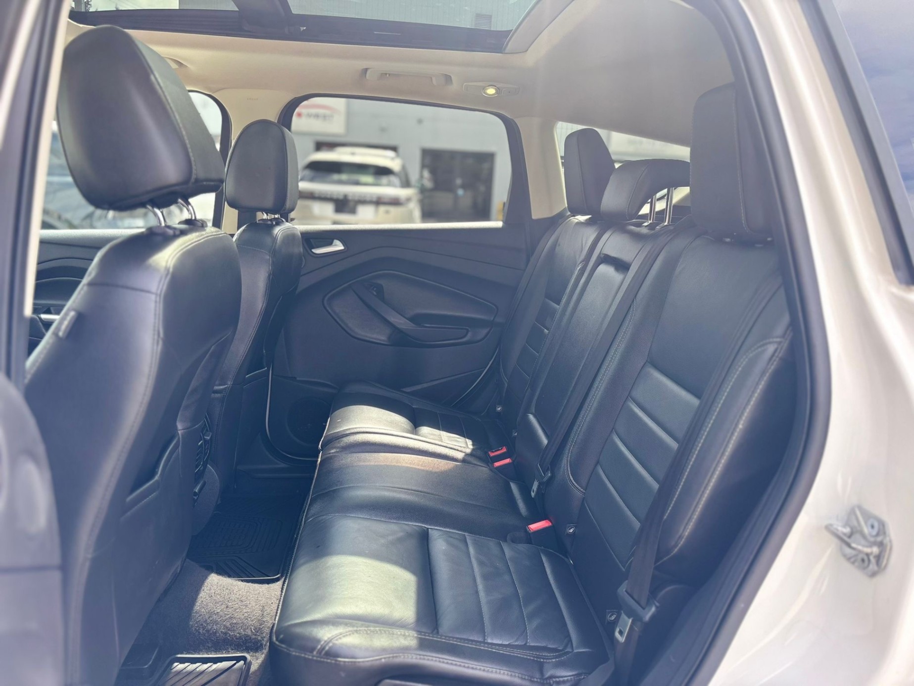 /canwestautoinc/2015-Ford-Escape-5948821407495544.jpg