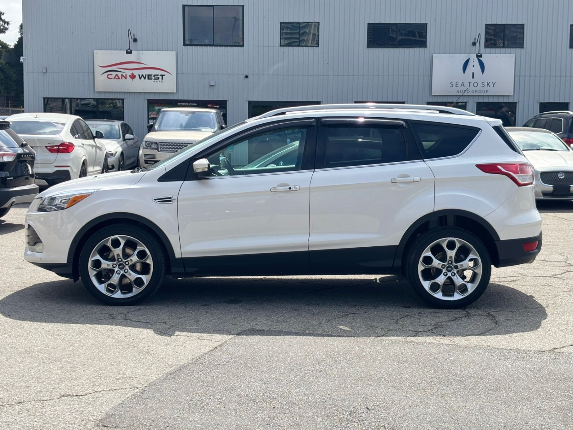/canwestautoinc/2015-Ford-Escape-9339053988015047.jpg