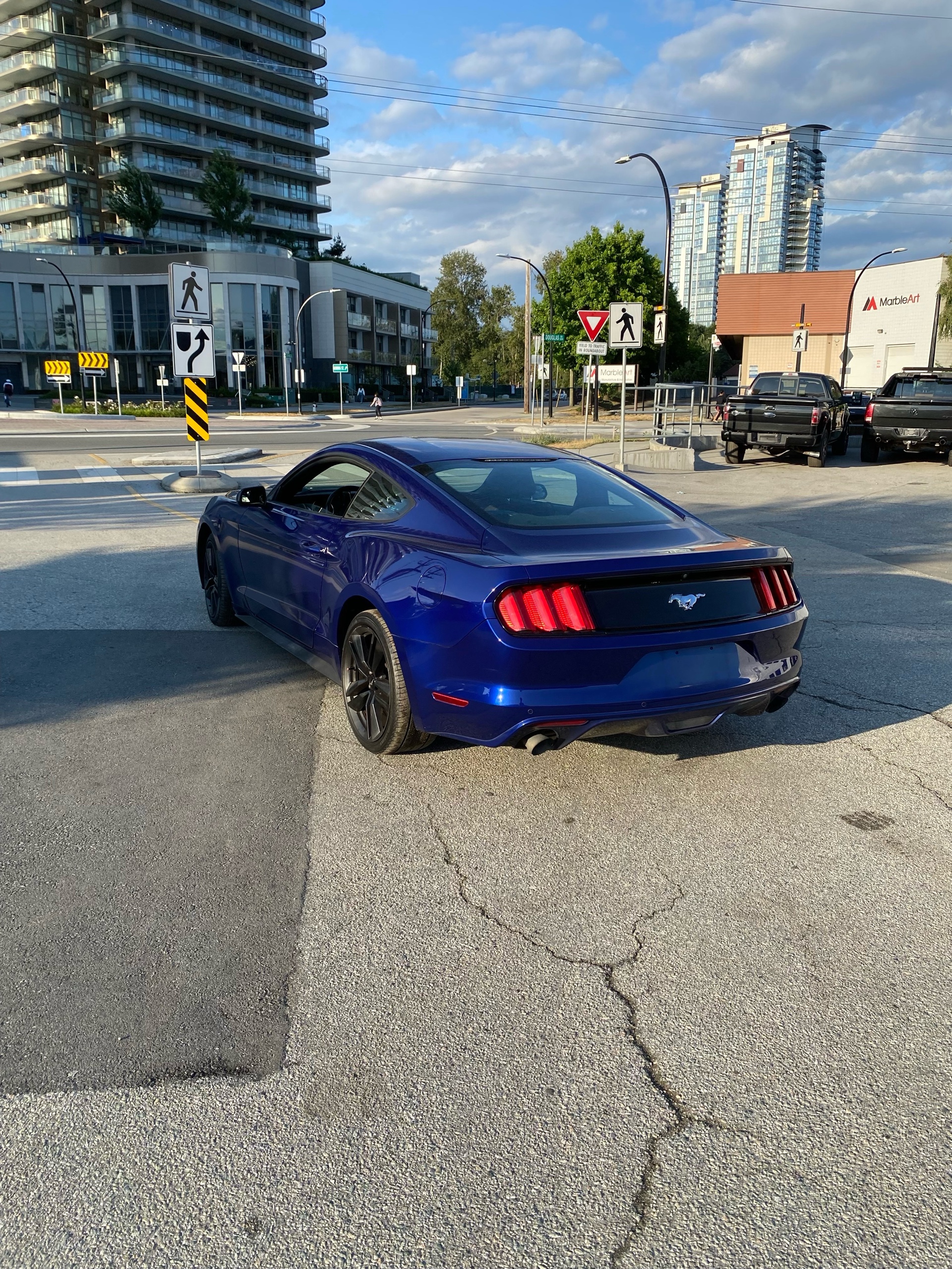 /canwestautoinc/2015-Ford-Mustang-18501114178683453.jpg