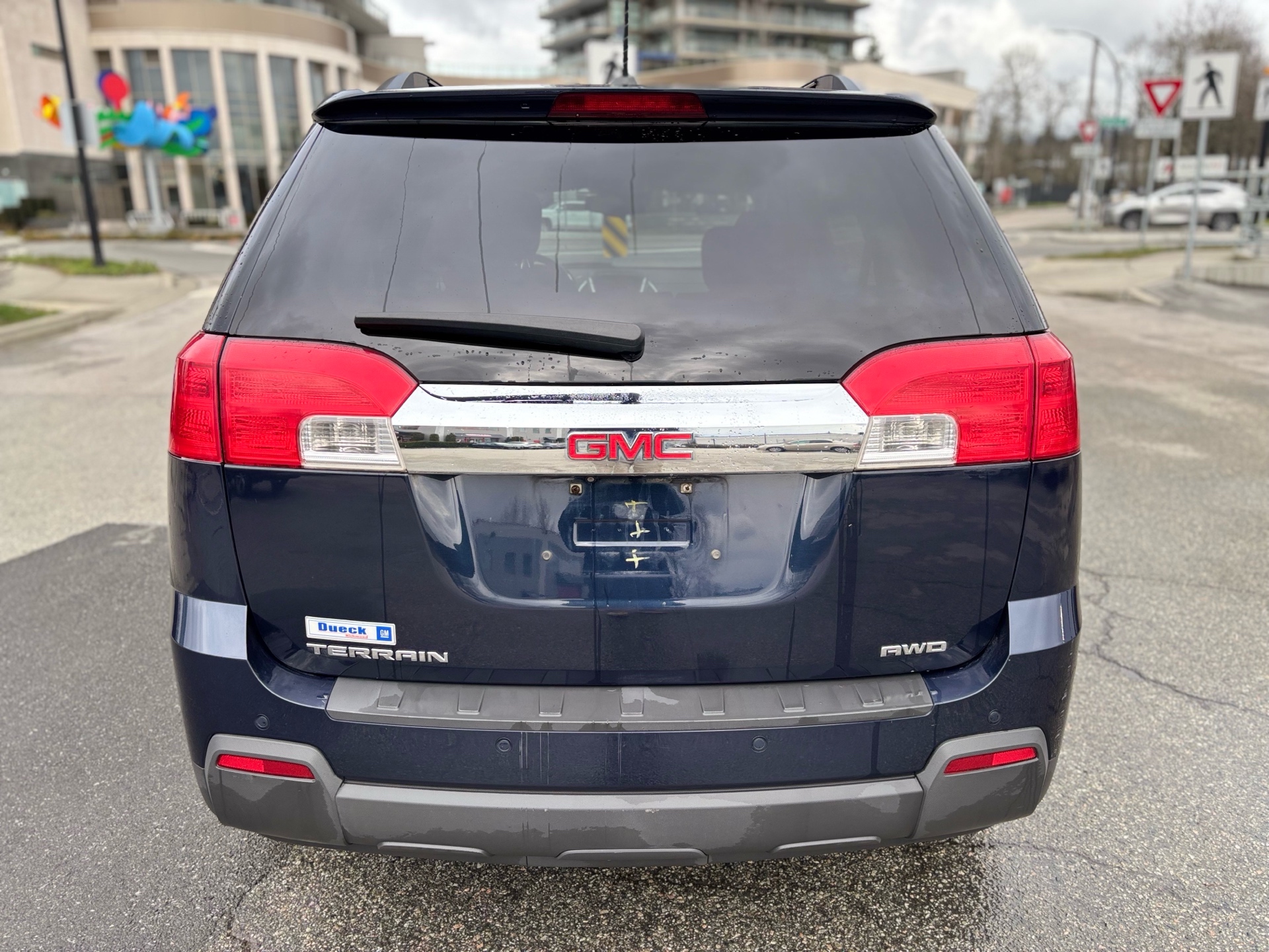 /canwestautoinc/2015-GMC-Terrain-02432304986862044.jpg