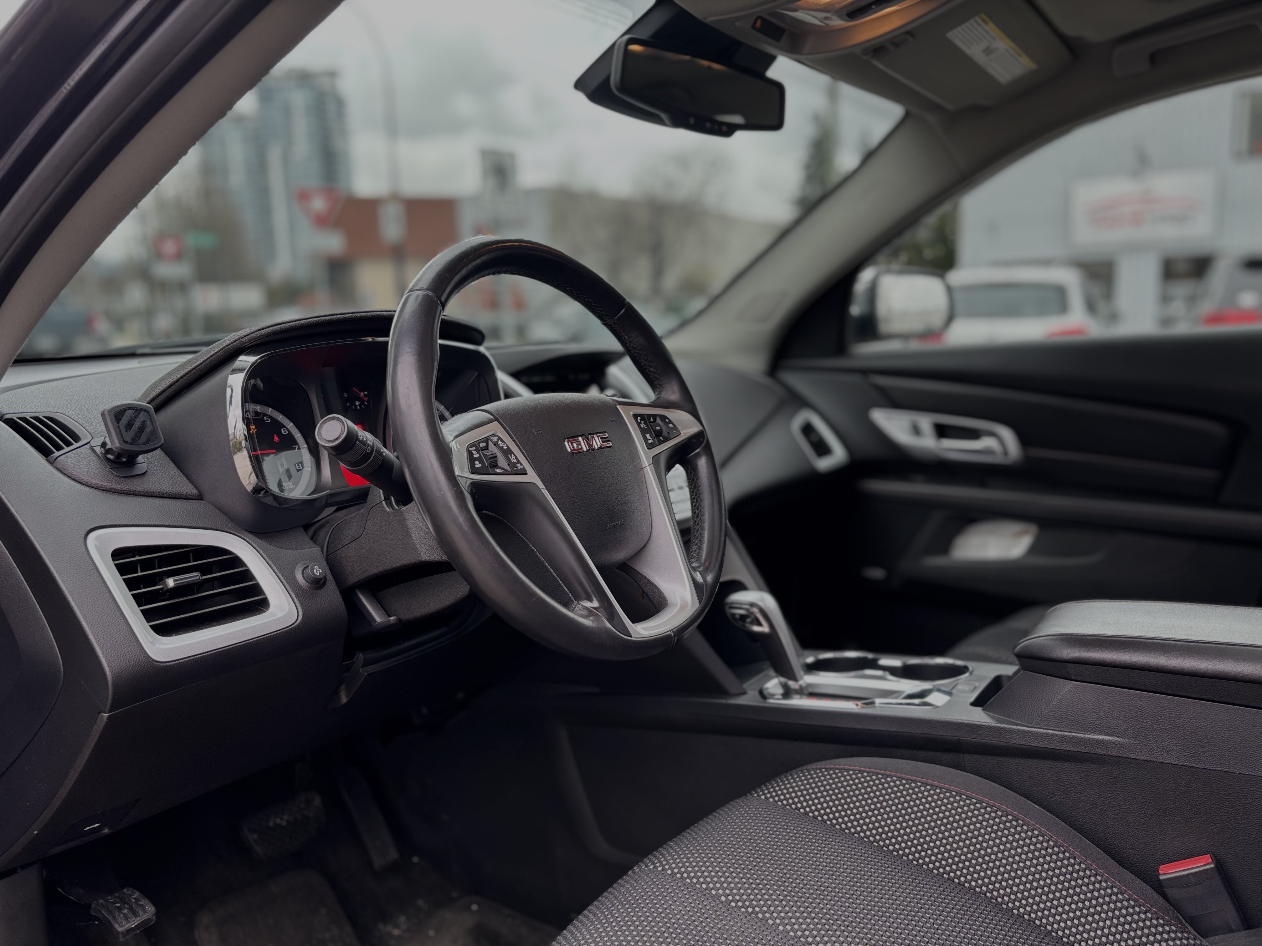 /canwestautoinc/2015-GMC-Terrain-12435922180299608.jpg