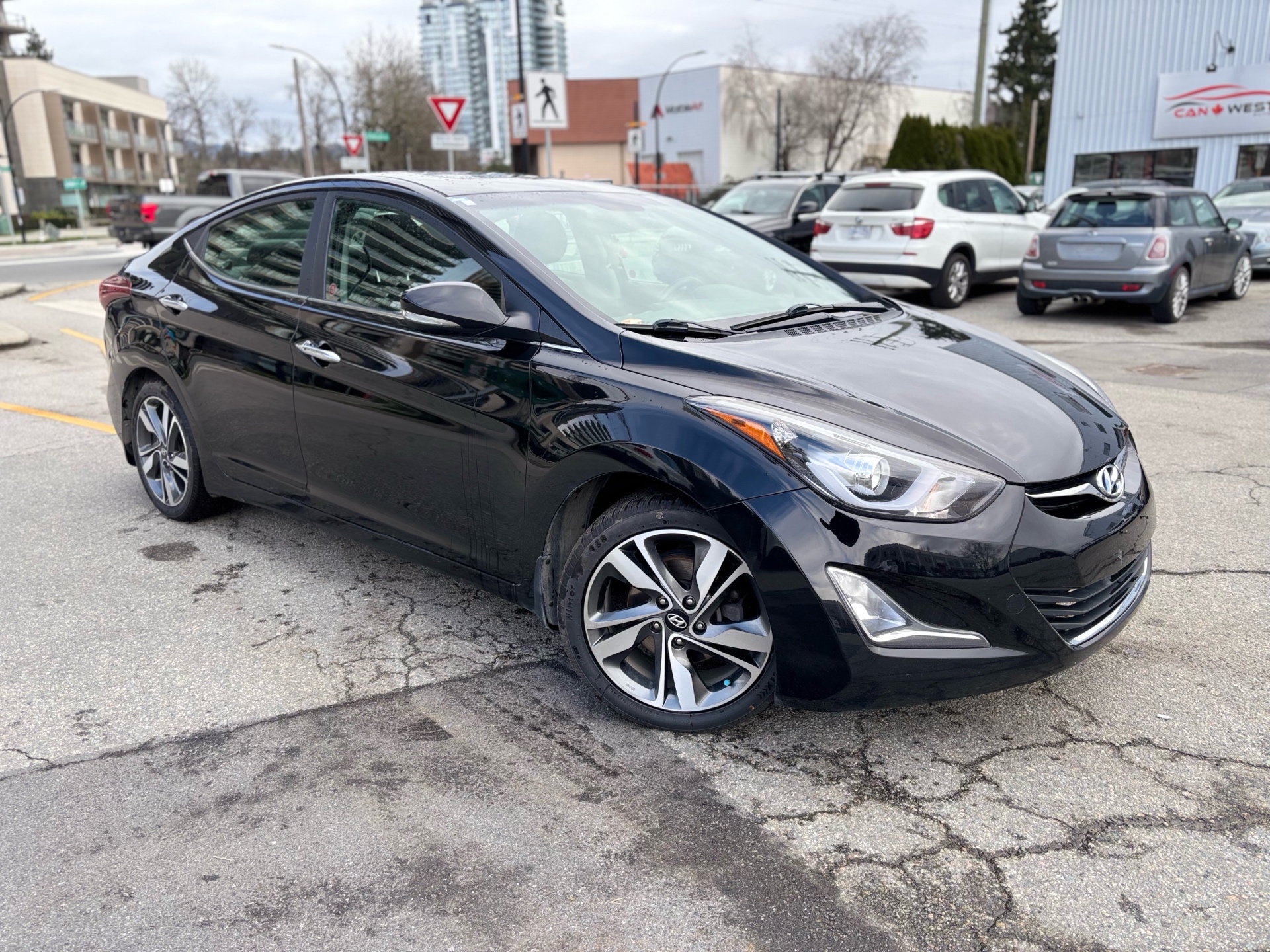 /canwestautoinc/2015-Hyundai-Elantra-12177663658082749.jpg