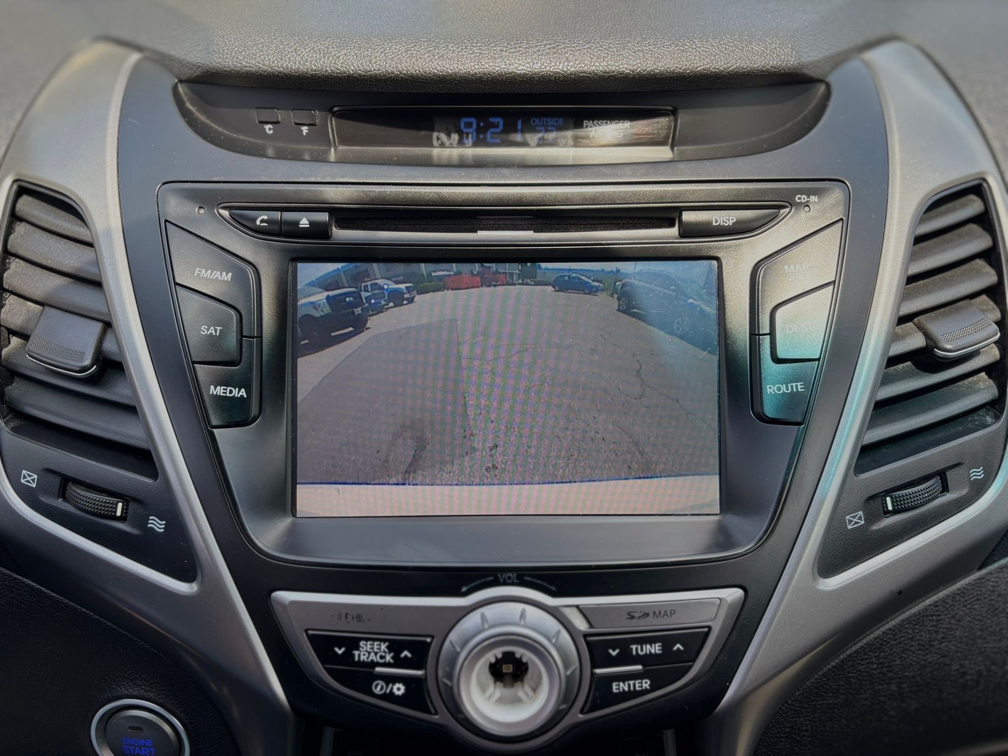 /canwestautoinc/2015-Hyundai-Elantra-17826734643543252.jpg