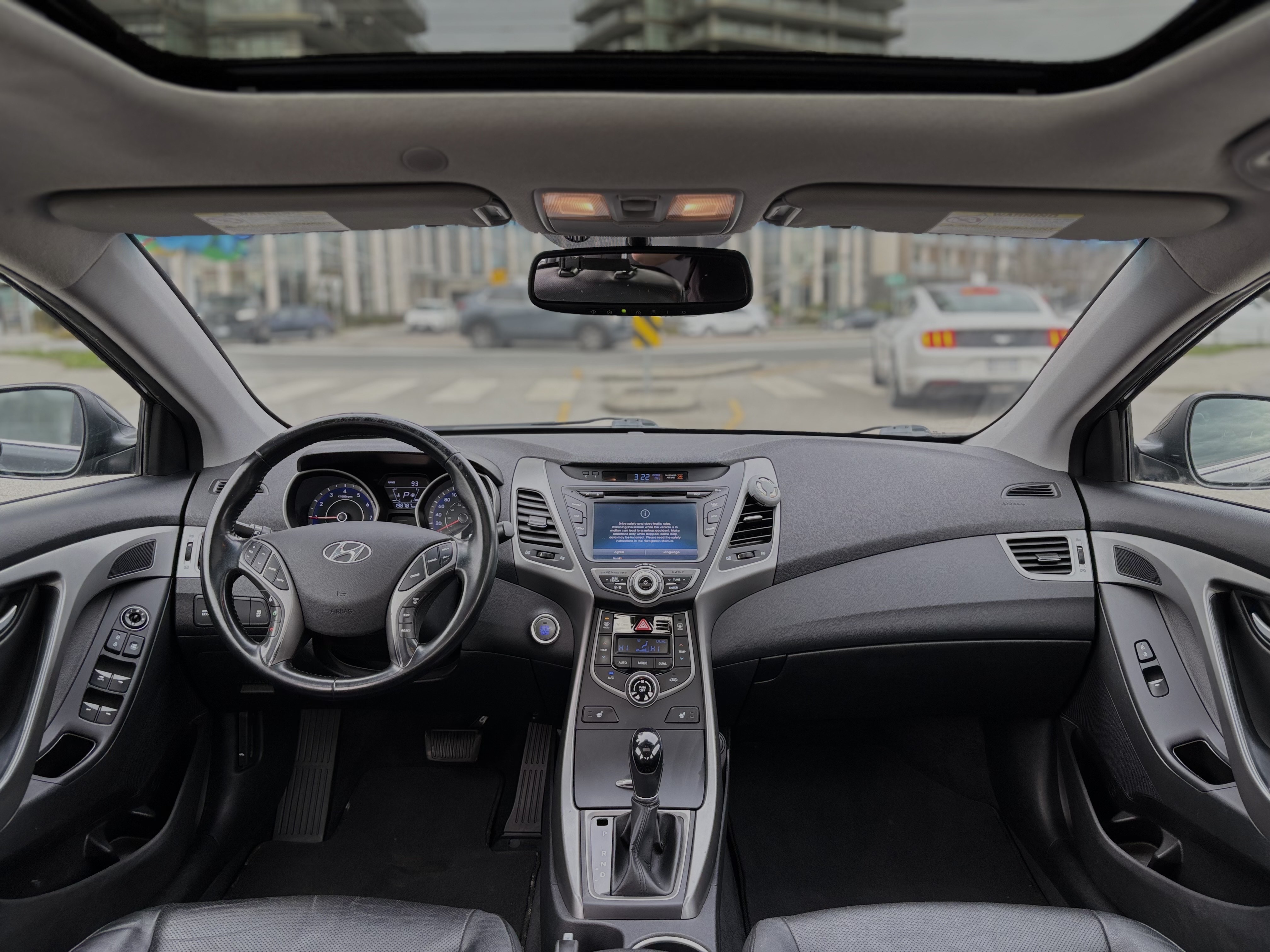 /canwestautoinc/2015-Hyundai-Elantra-507859351086478.jpg