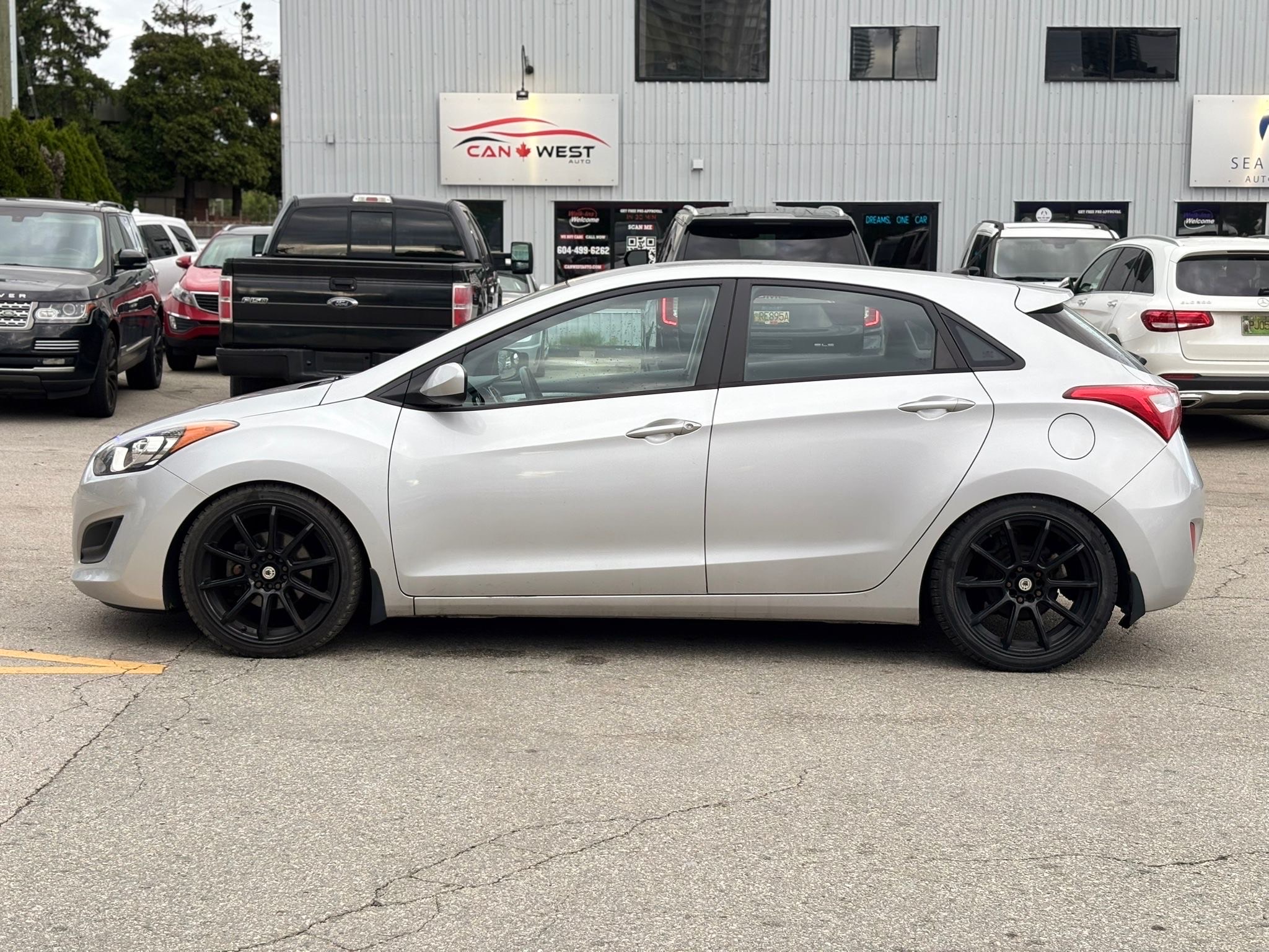 /canwestautoinc/2015-Hyundai-ElantraGT-028665198373322598.jpg