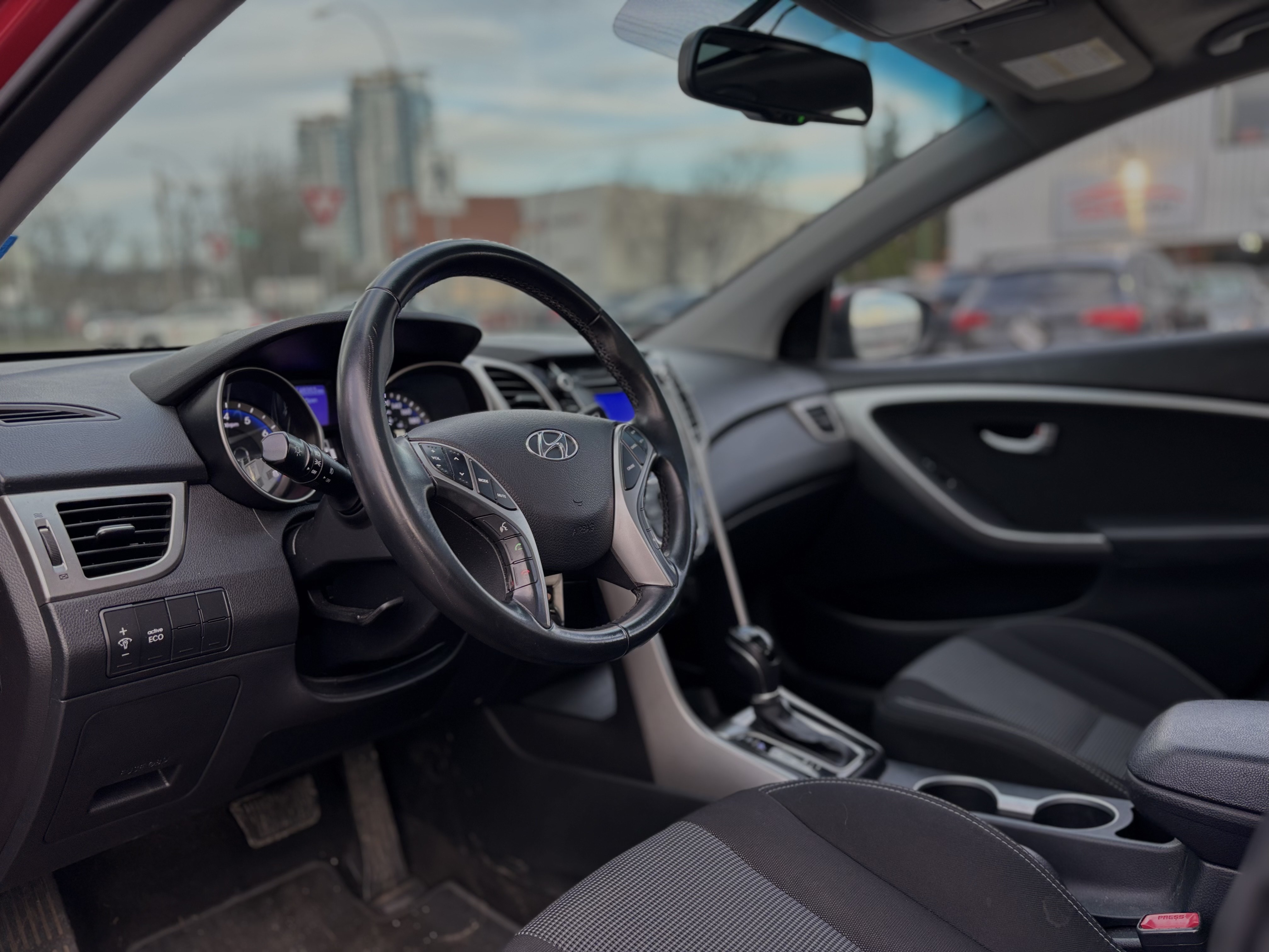 /canwestautoinc/2015-Hyundai-ElantraGT-41159579163668125.jpg