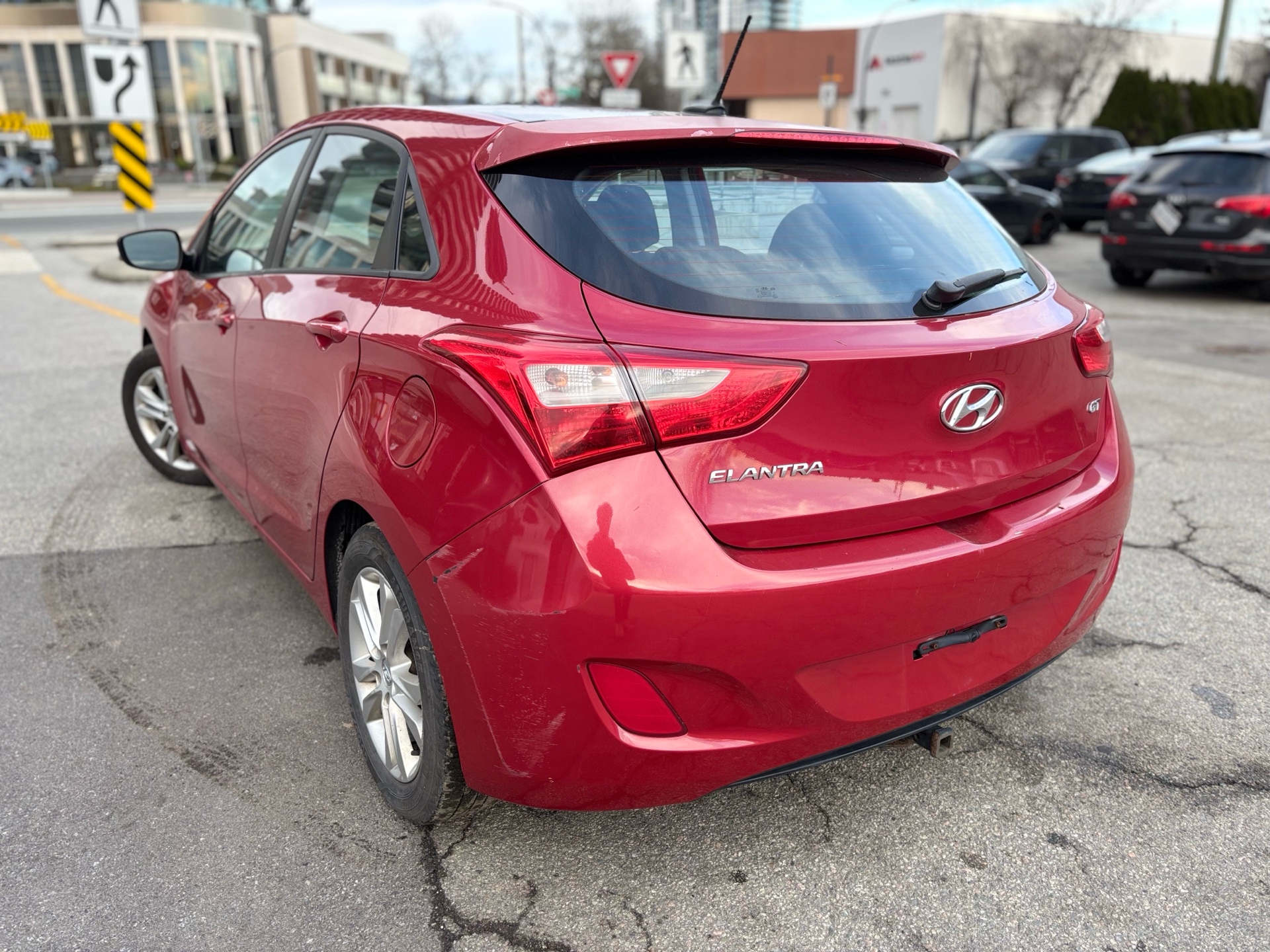 /canwestautoinc/2015-Hyundai-ElantraGT-5115063936352648.jpg