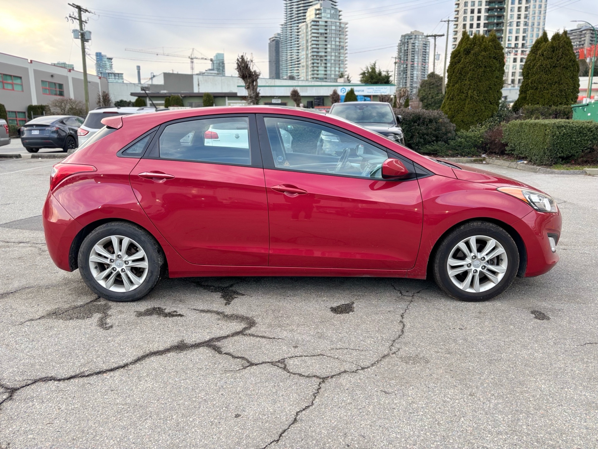 /canwestautoinc/2015-Hyundai-ElantraGT-9423171203705061.jpg
