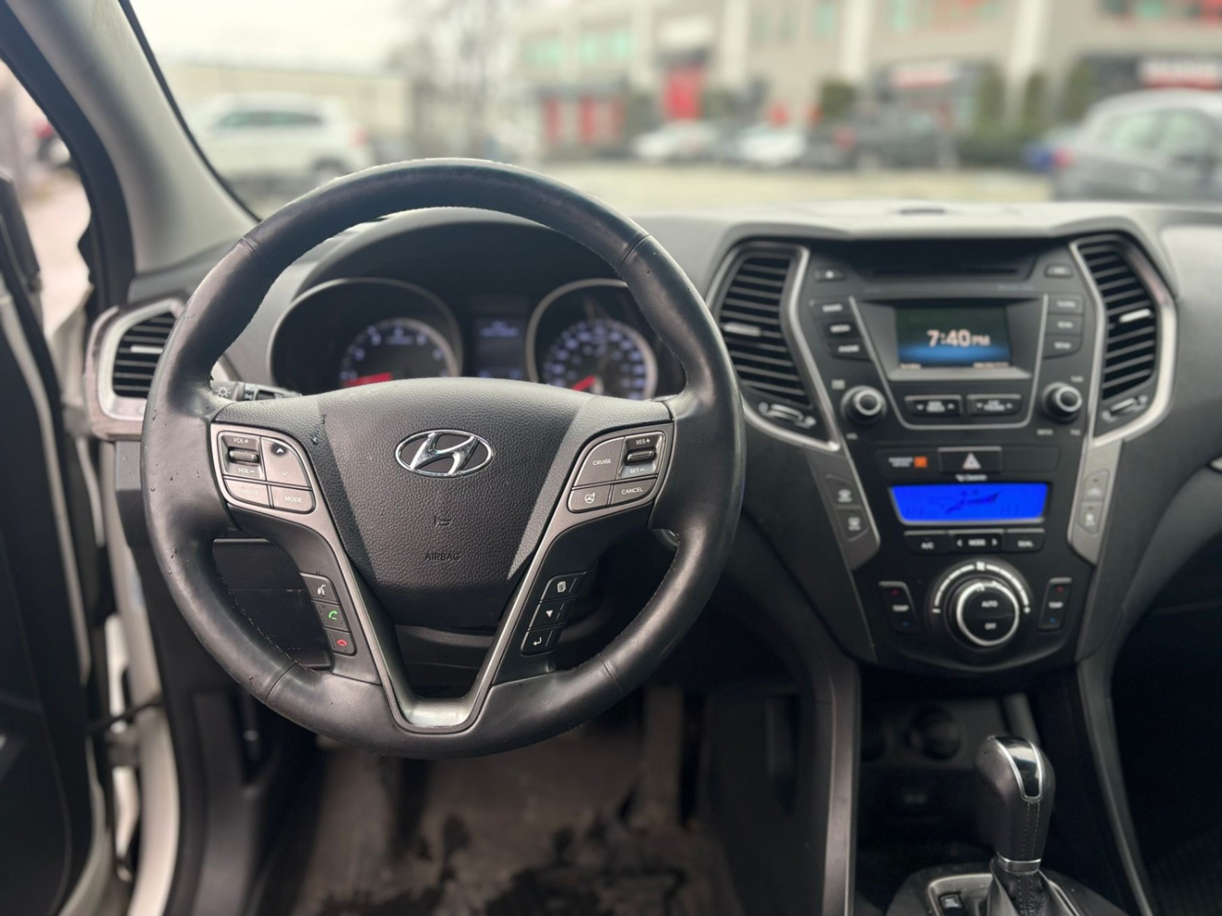 /canwestautoinc/2015-Hyundai-SantaFe-15746354194411616.jpg