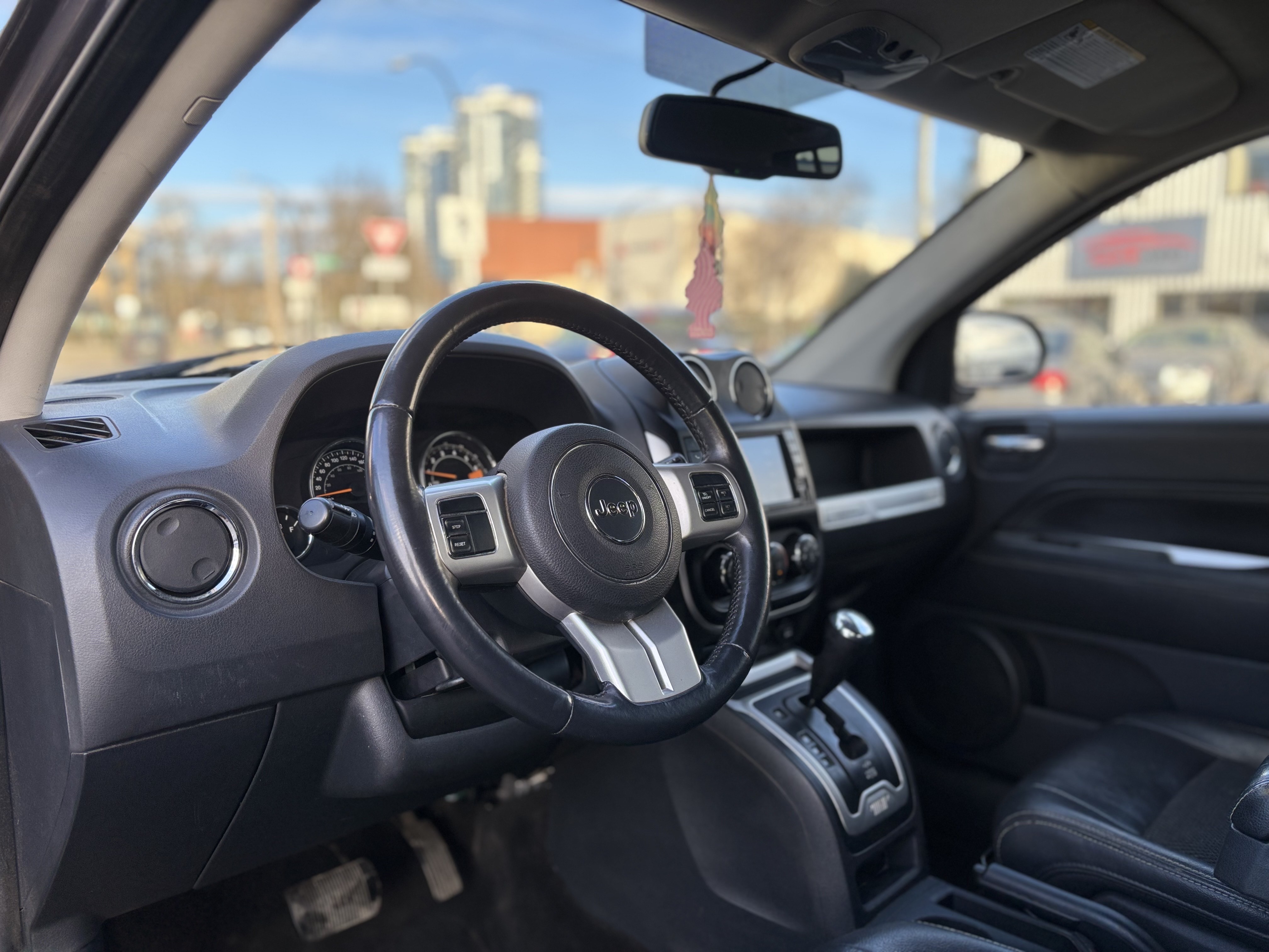 /canwestautoinc/2015-Jeep-Compass-14570409997674072.jpg