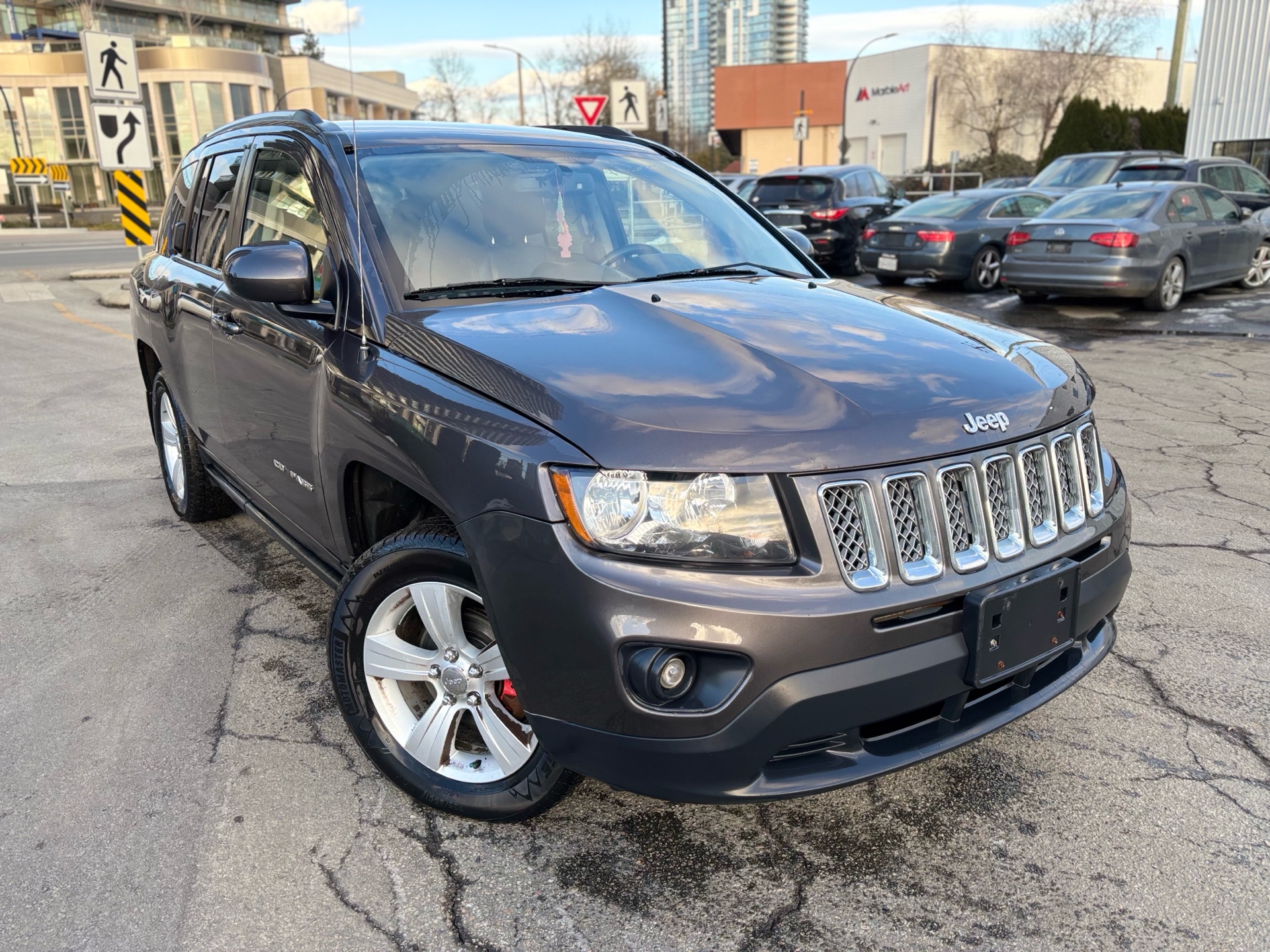 /canwestautoinc/2015-Jeep-Compass-5561988396004685.jpg