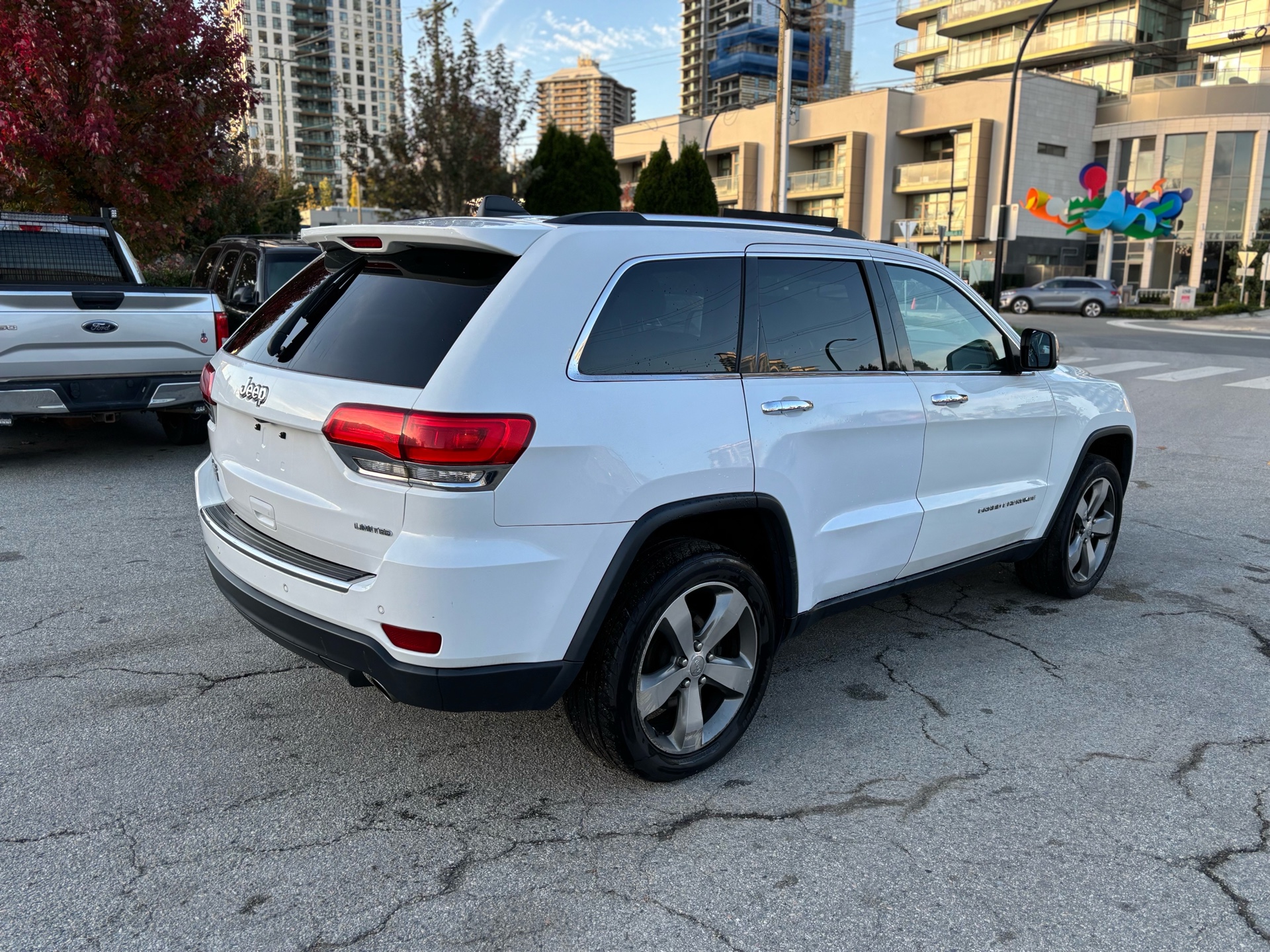 /canwestautoinc/2015-Jeep-GrandCherokee-08253676014508904.jpg