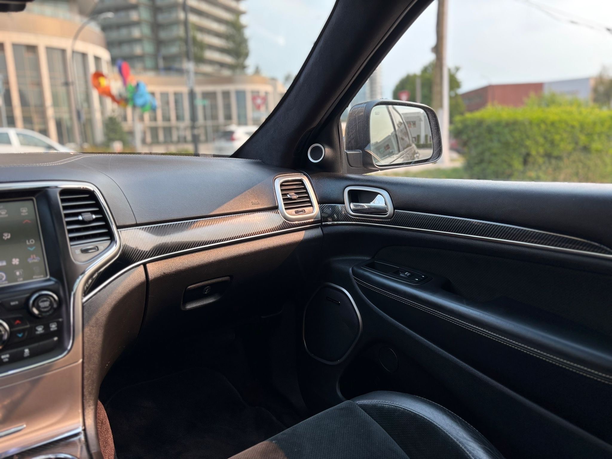 /canwestautoinc/2015-Jeep-GrandCherokee-22076699550746626.jpg