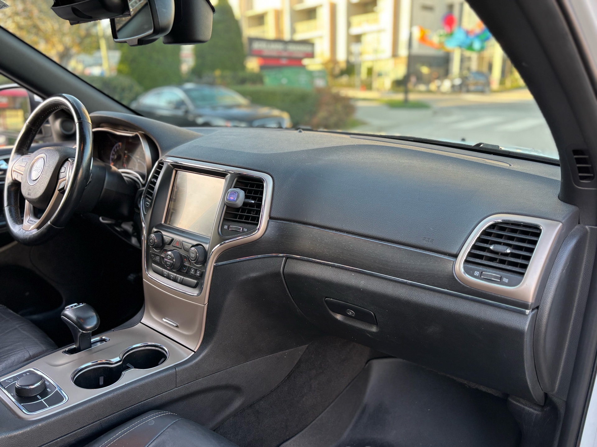 /canwestautoinc/2015-Jeep-GrandCherokee-29214804086035495.jpg