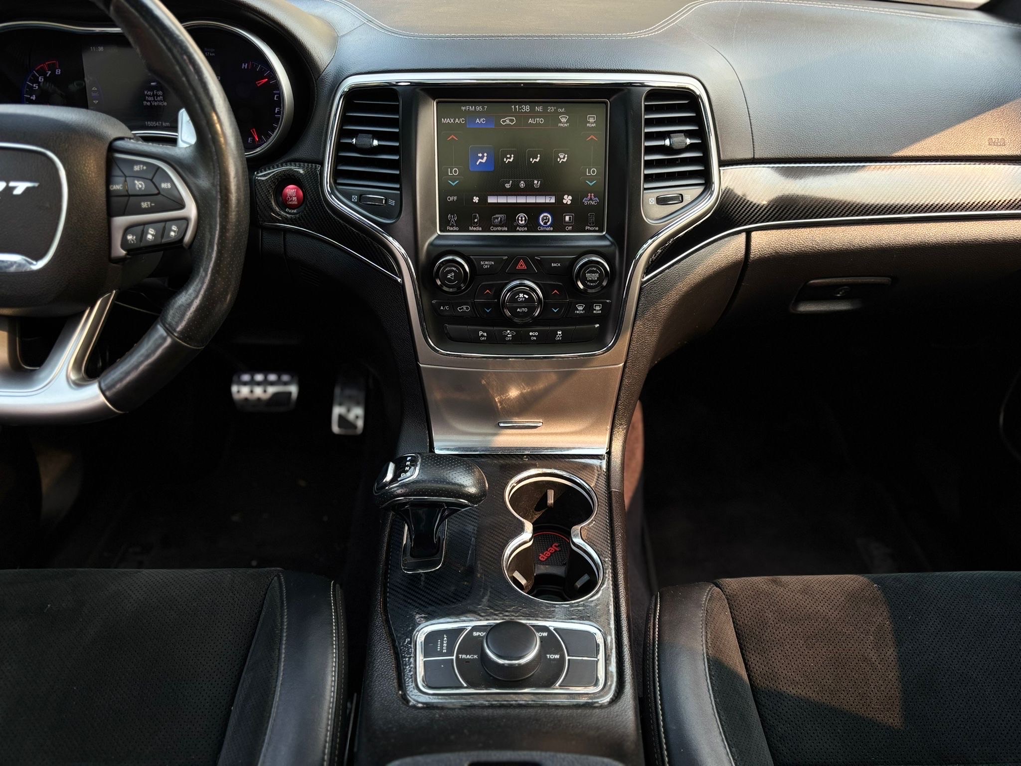 /canwestautoinc/2015-Jeep-GrandCherokee-35381762806433303.jpg