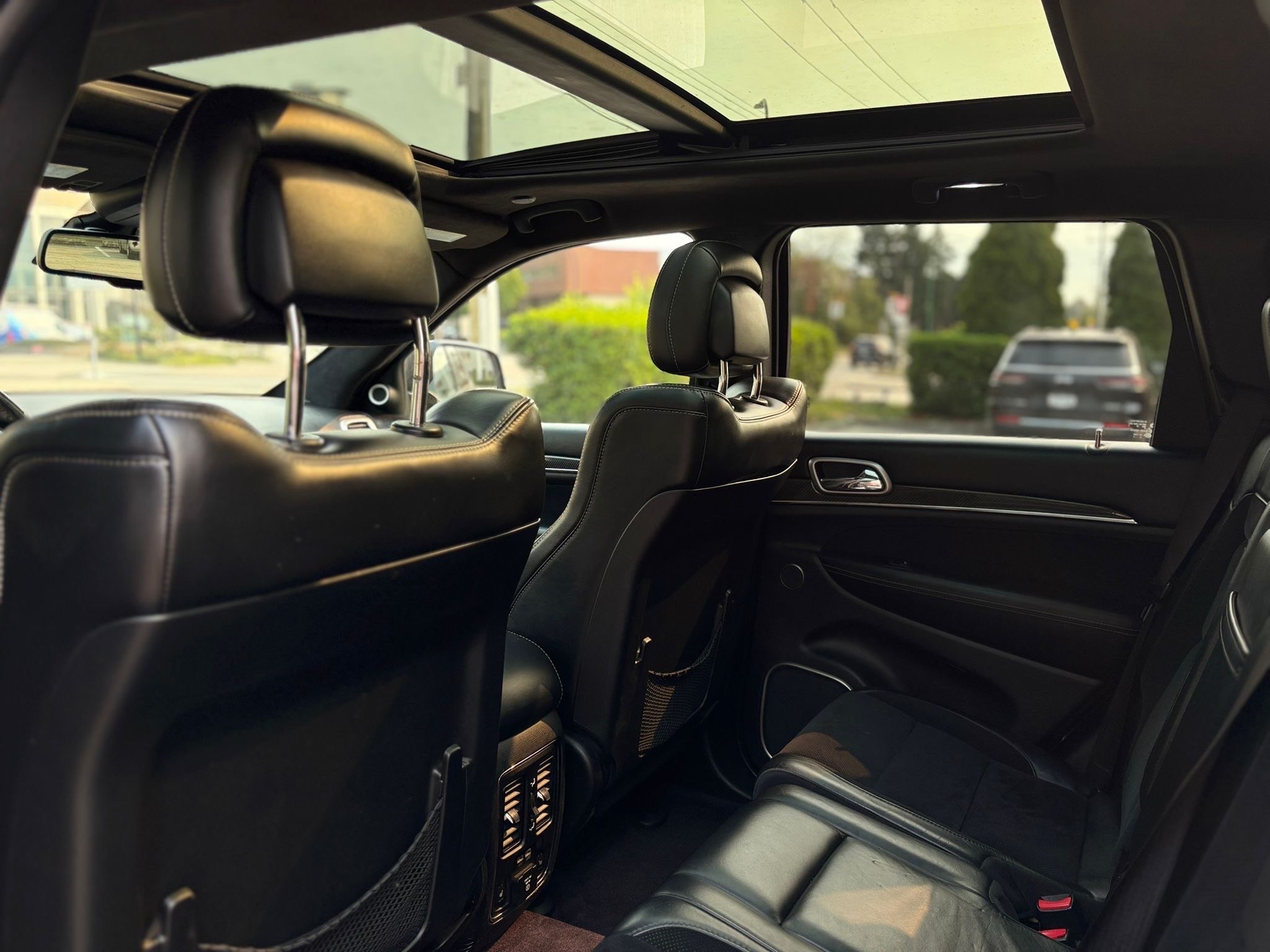 /canwestautoinc/2015-Jeep-GrandCherokee-5718594792782086.jpg