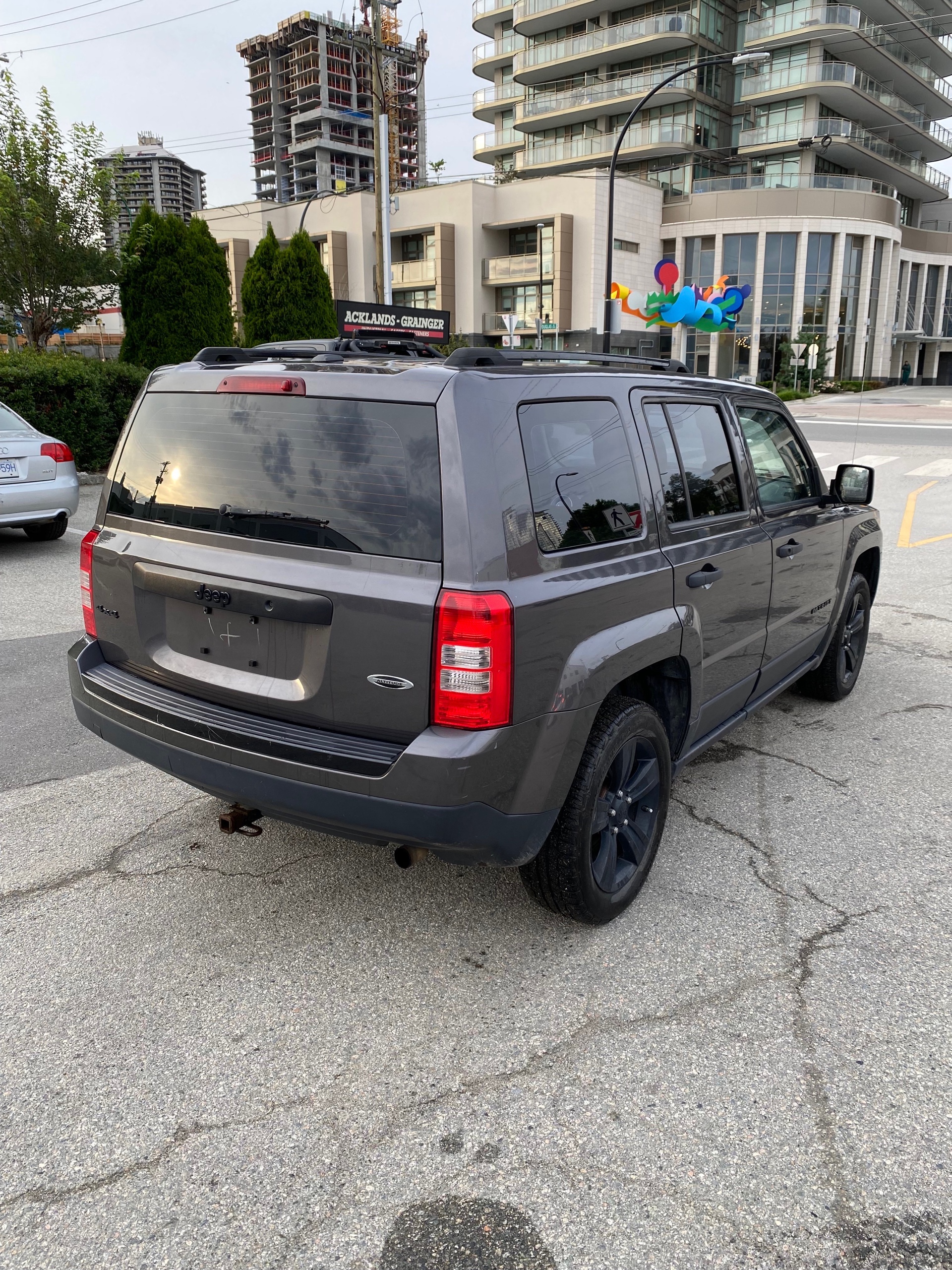 /canwestautoinc/2015-Jeep-Patriot-32738448060548153.jpg