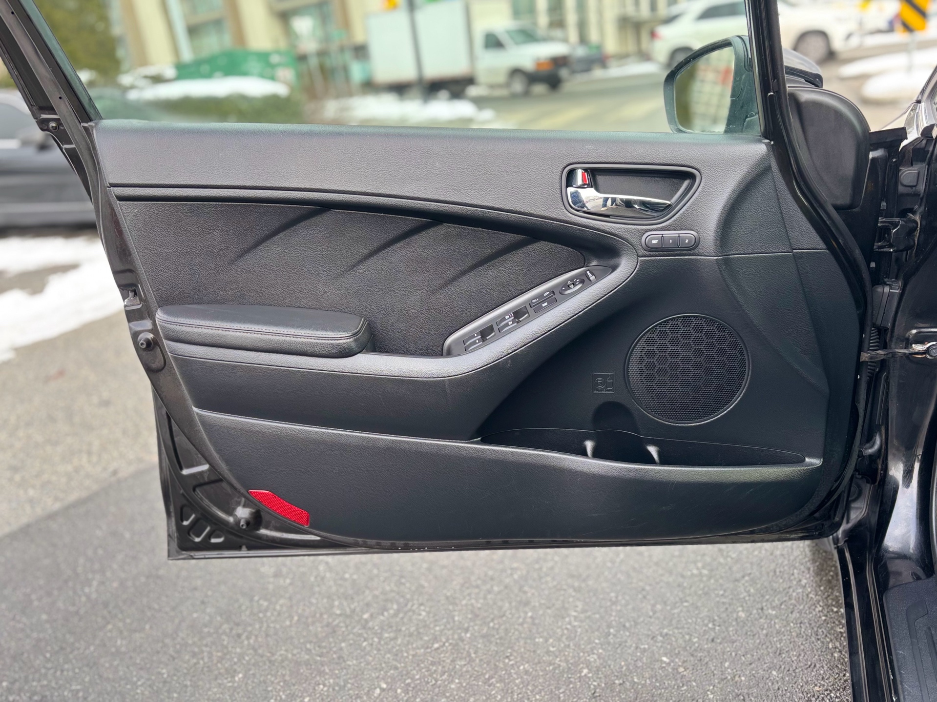 /canwestautoinc/2015-Kia-Forte-2678822969858614.jpg